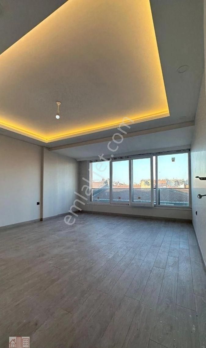 Güngören Haznedar Satılık Daire Güngören Haznedar Mah Yeni Binada 4+2 200m2 Sıfır Dubleks Daire