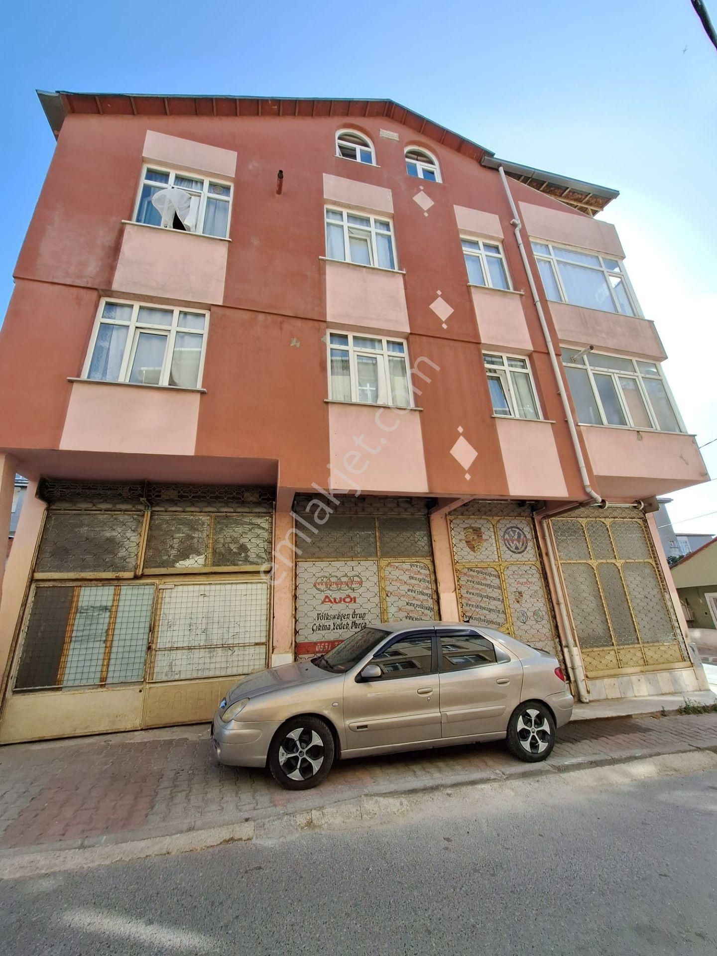 Sultanbeyli Akşemsettin Kiralık Depo   SULTANBEYLİ OTO SANAYİYE YAKIN 50M2 DÜKKAN