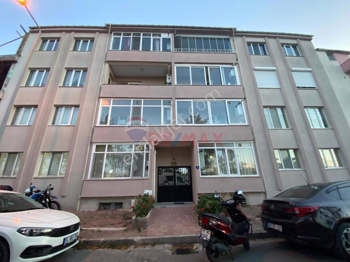 Çanakkale Merkez Barbaros Satılık Daire ÇANAKKALE BARBAROS MH. SARIÇAY CADDESİNDE SATILIK 3+1 DAİRE