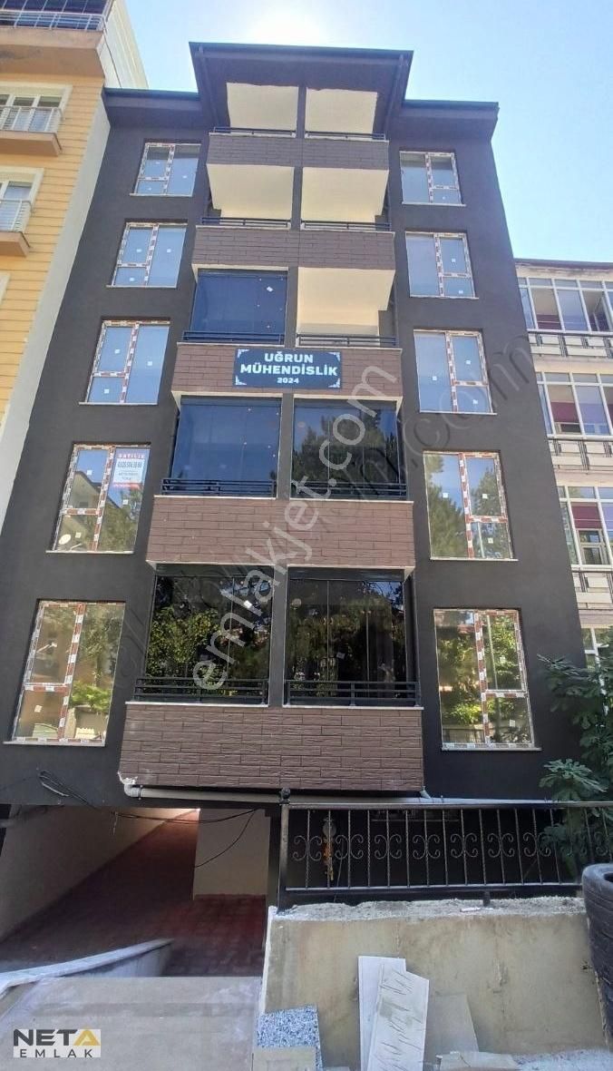 Tokat Merkez Esentepe Kiralık Daire HUZURLU BİR ORTAM MERKEZİ KONUM EŞYASIZ 1+1 