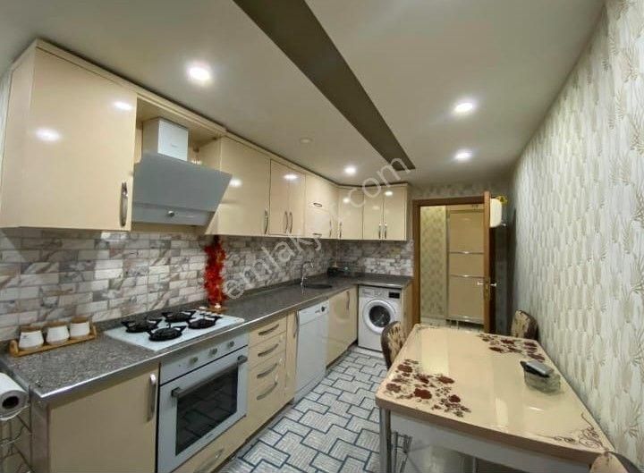 Karaköprü Doğukent Satılık Daire Acil!!GÜZELŞEHİR ÇOCUK OYUN DÜNYASI ARKASI SATILIK 2+1 130 MT2 DAİRE