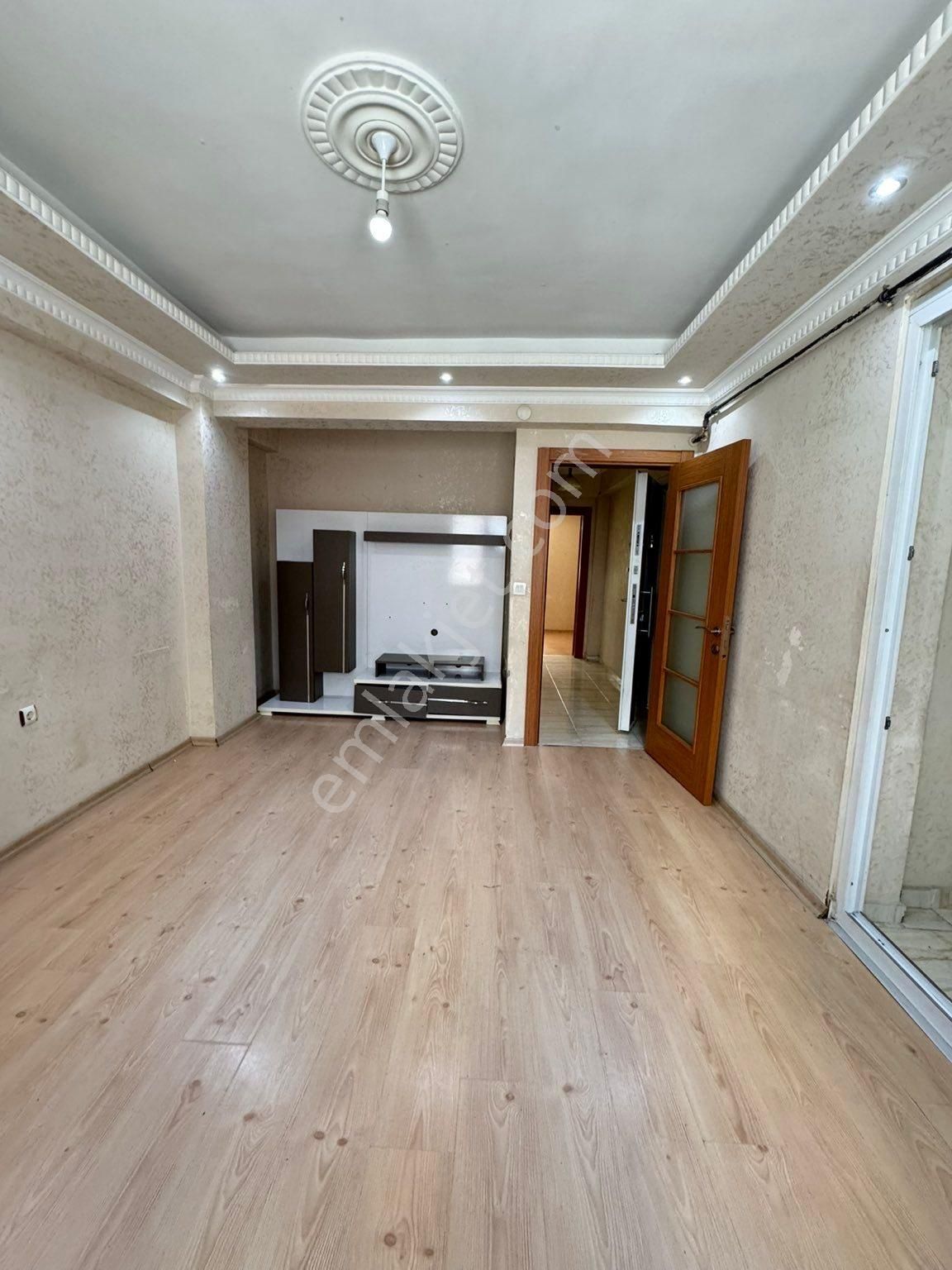 Esenyurt Talatpaşa Kiralık Daire KİRALIK OKUL KARŞISI RIFAT ILGAZ HERKESE UYGUN