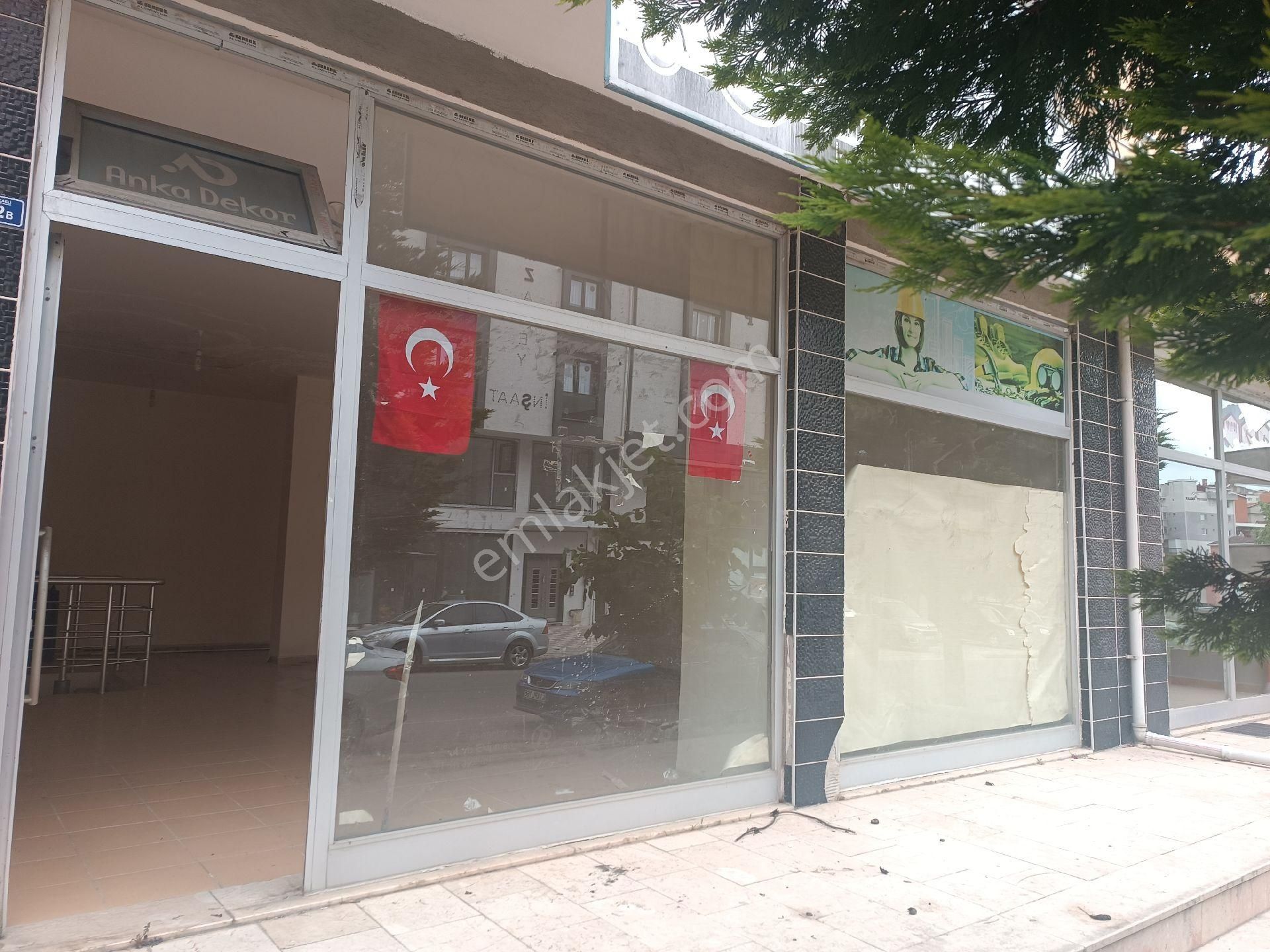 Çayırova Özgürlük Satılık Dükkan & Mağaza ÇAYIROVA YENİ KENT MEYDANINDA 150 M2 DÜKKAN 