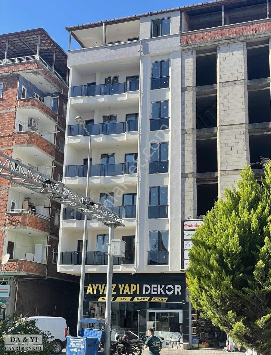 Ardeşen Fırtına Satılık Daire DA&YI GAYRİMENKUL'DEN DONATILMIŞ LÜKS DAİRE..