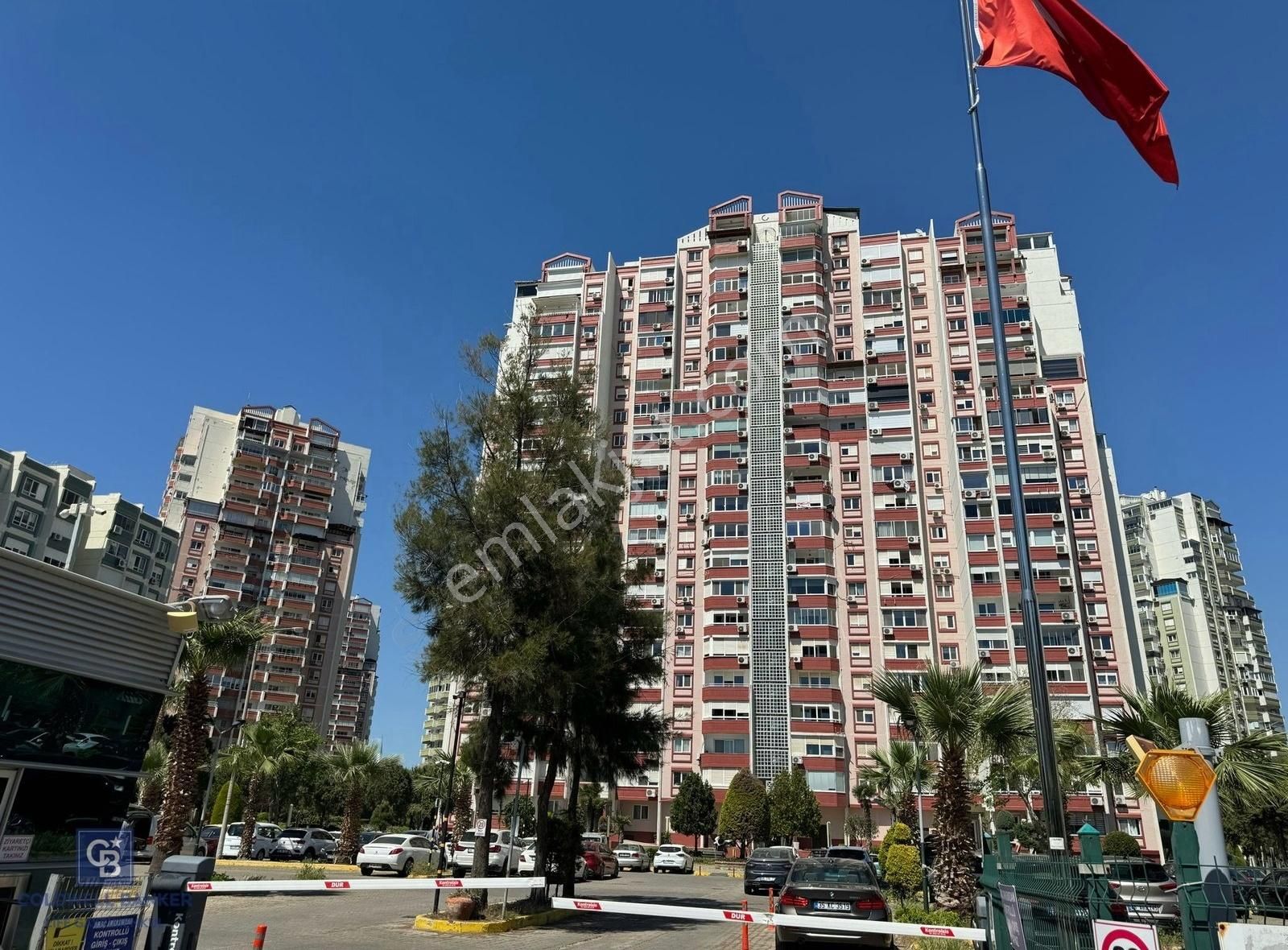 Karşıyaka Mavişehir Satılık Daire MAVİŞEHİR 2.ETAP KUĞU EVLERİ BÜYÜK 3+1 SATILIK DAİRE