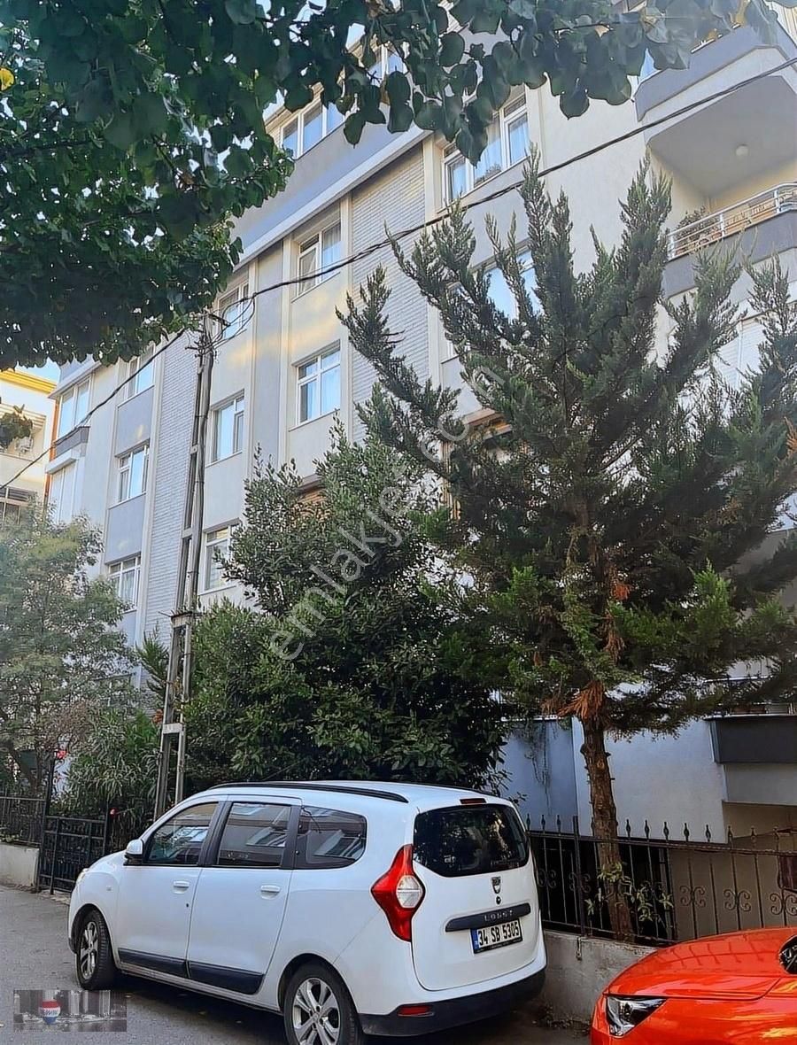 Maltepe Küçükyalı Kiralık Daire KÜÇÜKYALI MEKTEP CD. TEMİZ,MASRAFISIZ 260 m2 5+2 DUBLEKS DAİRE