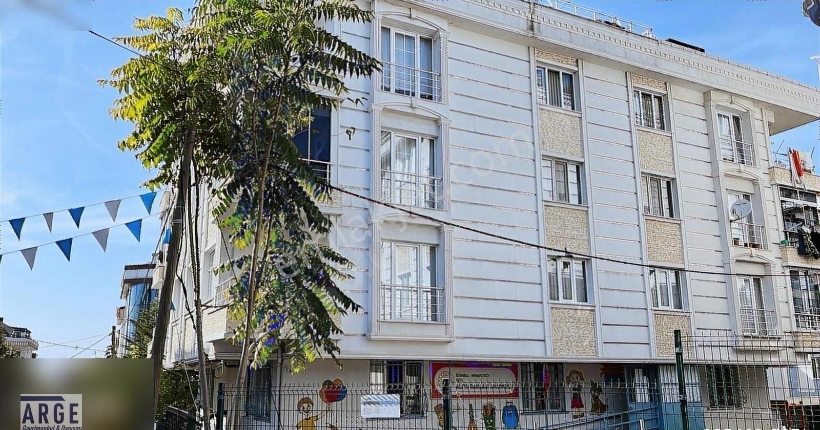 Arnavutköy Karlıbayır Satılık Daire Arnavutköy Yeni Belediye Karşısında 3+2 Satılık Dublex Daire