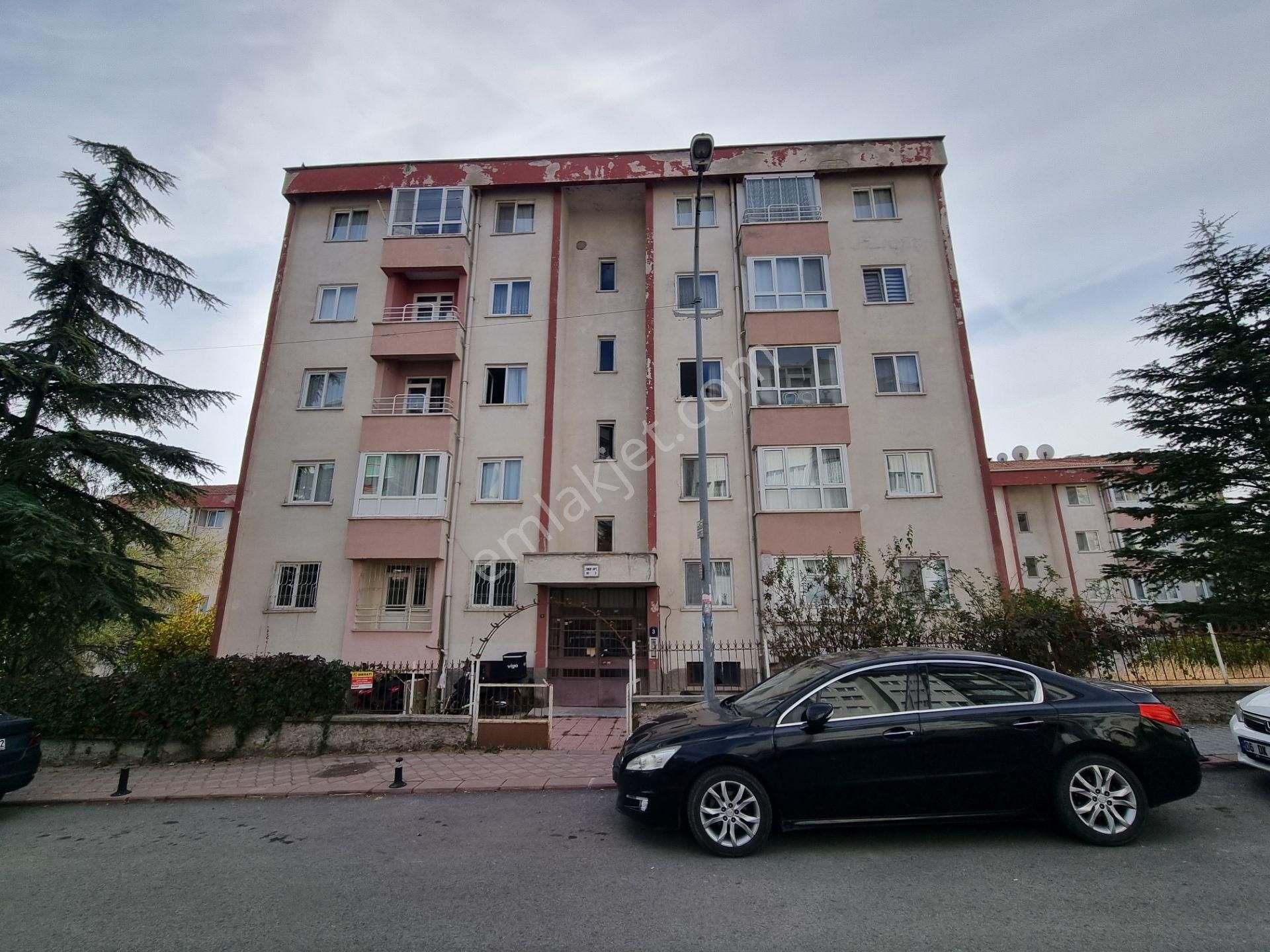 Keçiören Ayvalı Kiralık Daire Kardeşler'de 3+1 Yüksek Giriş 2.balkonlu Kombili Yapılı