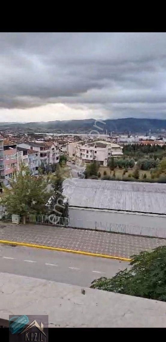 Körfez Çamlıtepe Kiralık Daire Körfez Çamlıtepe De 3+1 Deniz Manzaralı Kiralık