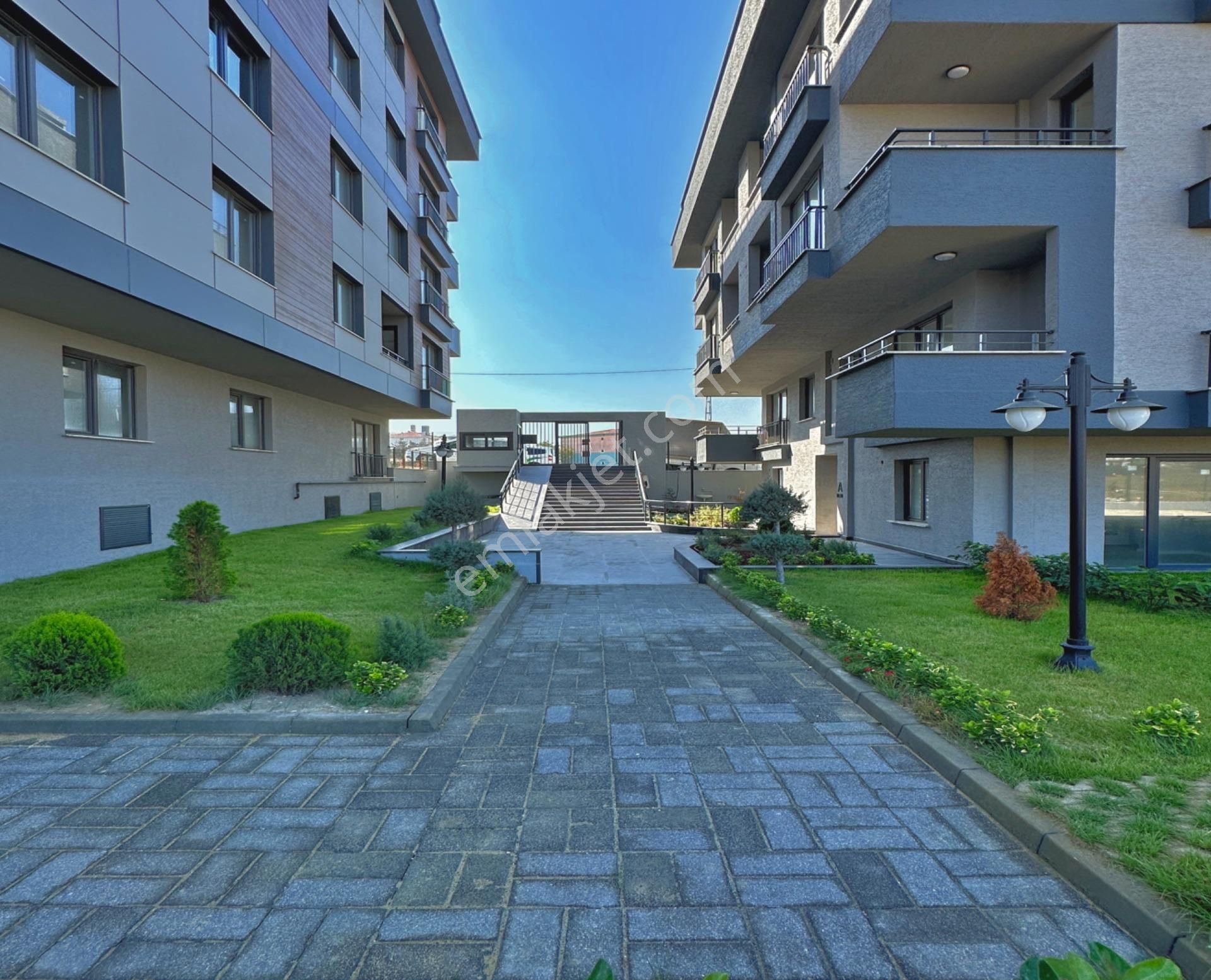 Beylikdüzü Marmara Satılık Daire GAYRİMENKULİST'DEN 2+1 YAŞAM VADİSİ MANZARALI KELEPİR DAİRE 