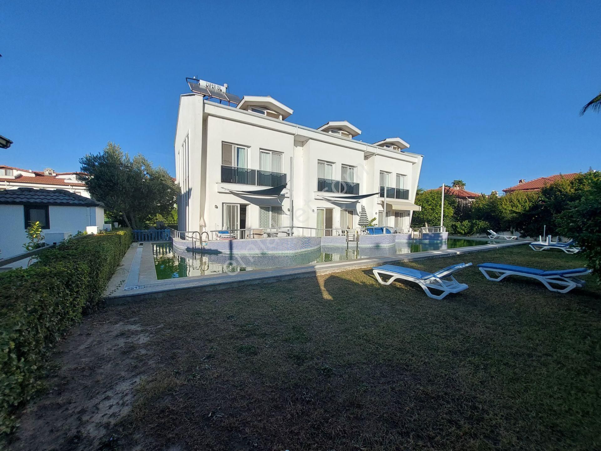 Ortaca Dalyan Satılık Villa  Mugla Dalyan merkezde Yüzme havuzlu 140 m2, 3+1 Fırsat tripleks satılık