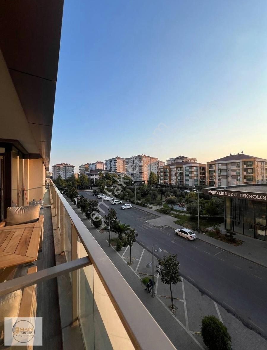 Beylikdüzü Kavaklı Satılık Daire SATILIK AZUR MARMARA SİTESİ 3,5+1