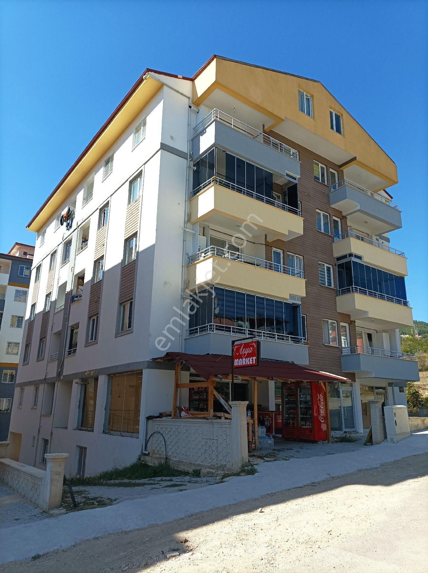 Amasya Merkez Şeyhcui Satılık Daire YARDIMCI EMLAKTAN ŞEYHCUİDE SATILIK DUBLEKS 3+1 DAİRE 