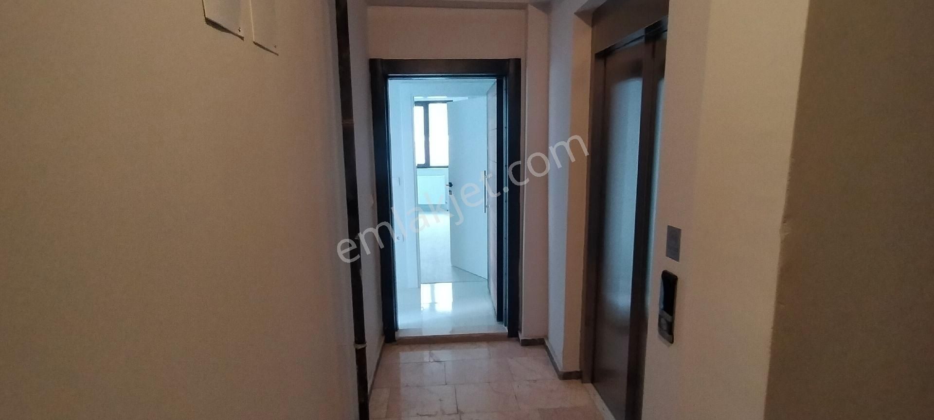 Sancaktepe Merve Satılık Daire Sancaktepe Satılık 2+1 1.Kat 85m² Sıfır Asansörlü 