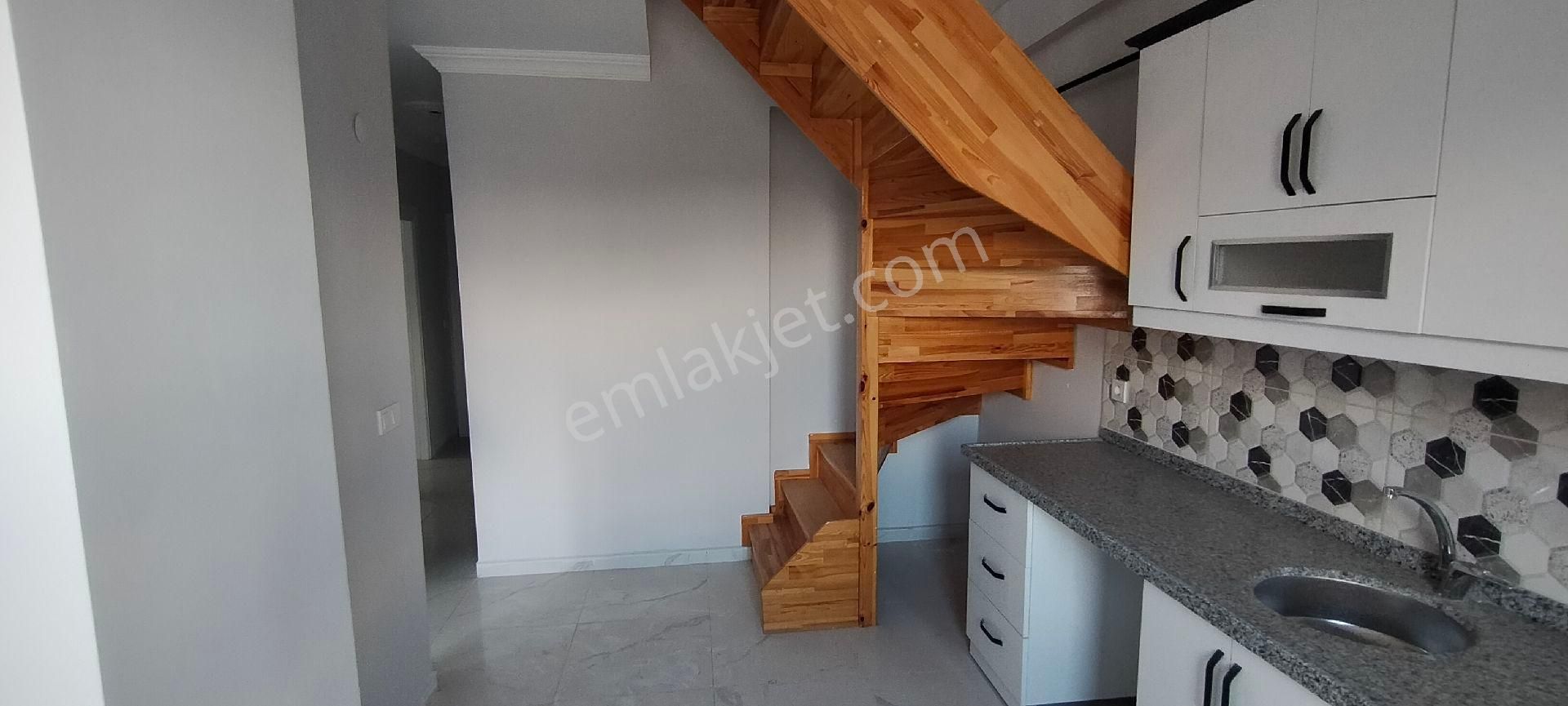 Sancaktepe Satılık 3+1 130m² Üstdubleks Sıfır Asansörlü - Görsel 7