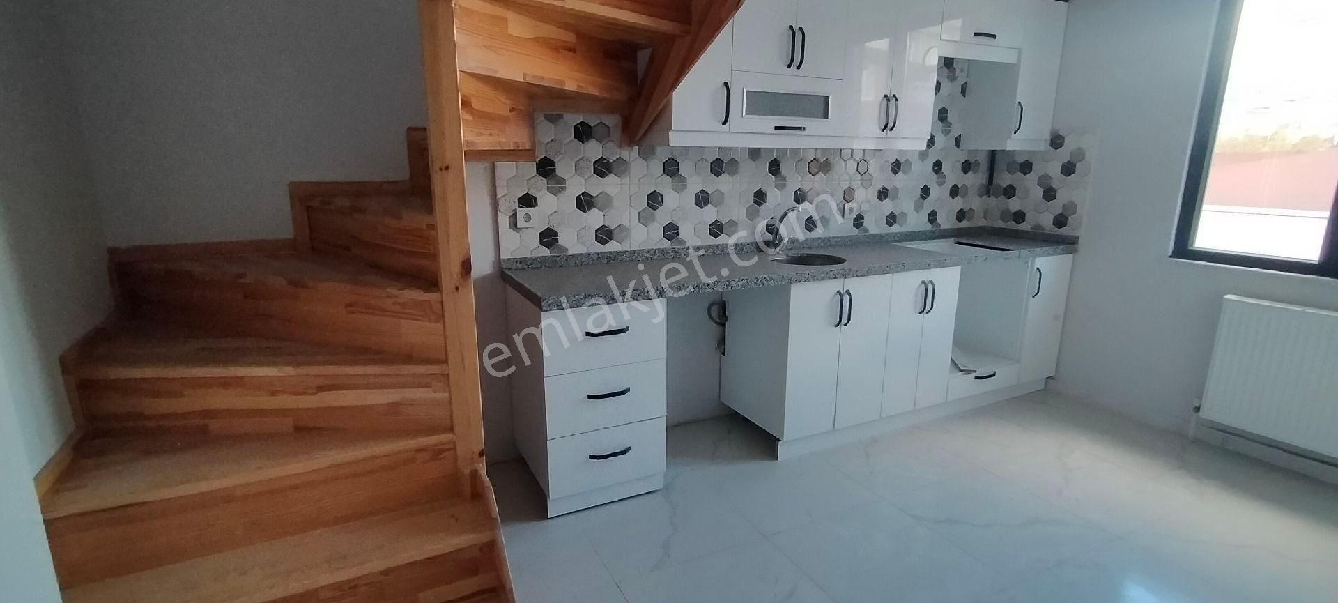 Sancaktepe Satılık 3+1 130m² Üstdubleks Sıfır Asansörlü - Görsel 5