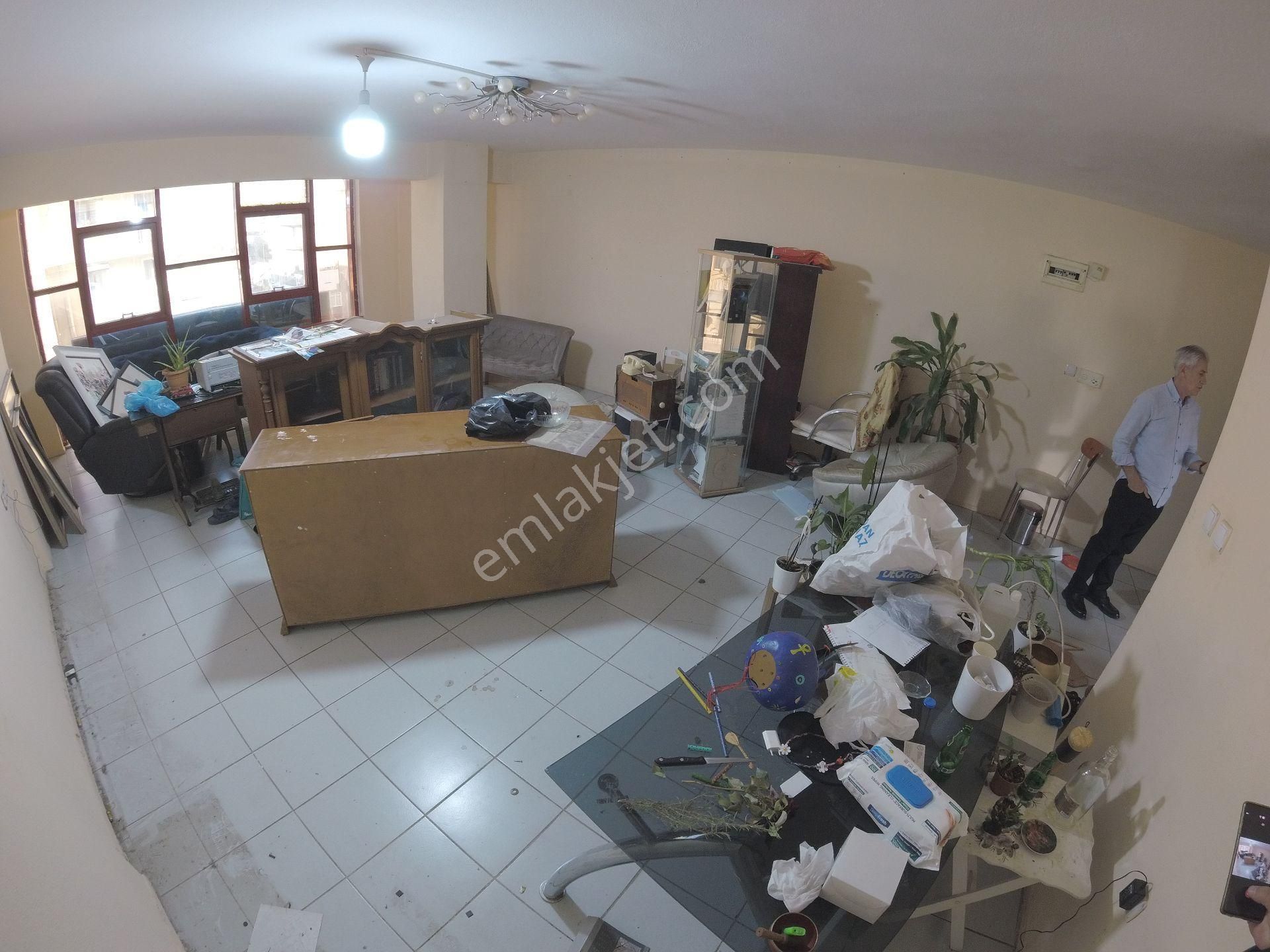 Narlıdere Çamtepe Kiralık Büro  Narlıderede Kiralık Büro&Ofis Otoban Metro 250Mt Ana Caddede