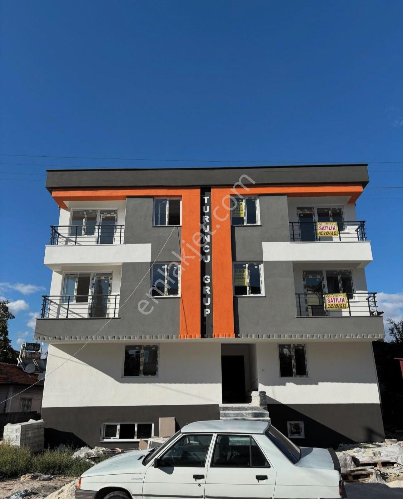 Burdur Merkez Emek Satılık Daire İNAL EMLAKTAN MERKEZİ KONUMDA SATILIK 1+1 55M2 SIFIR APARTLAR