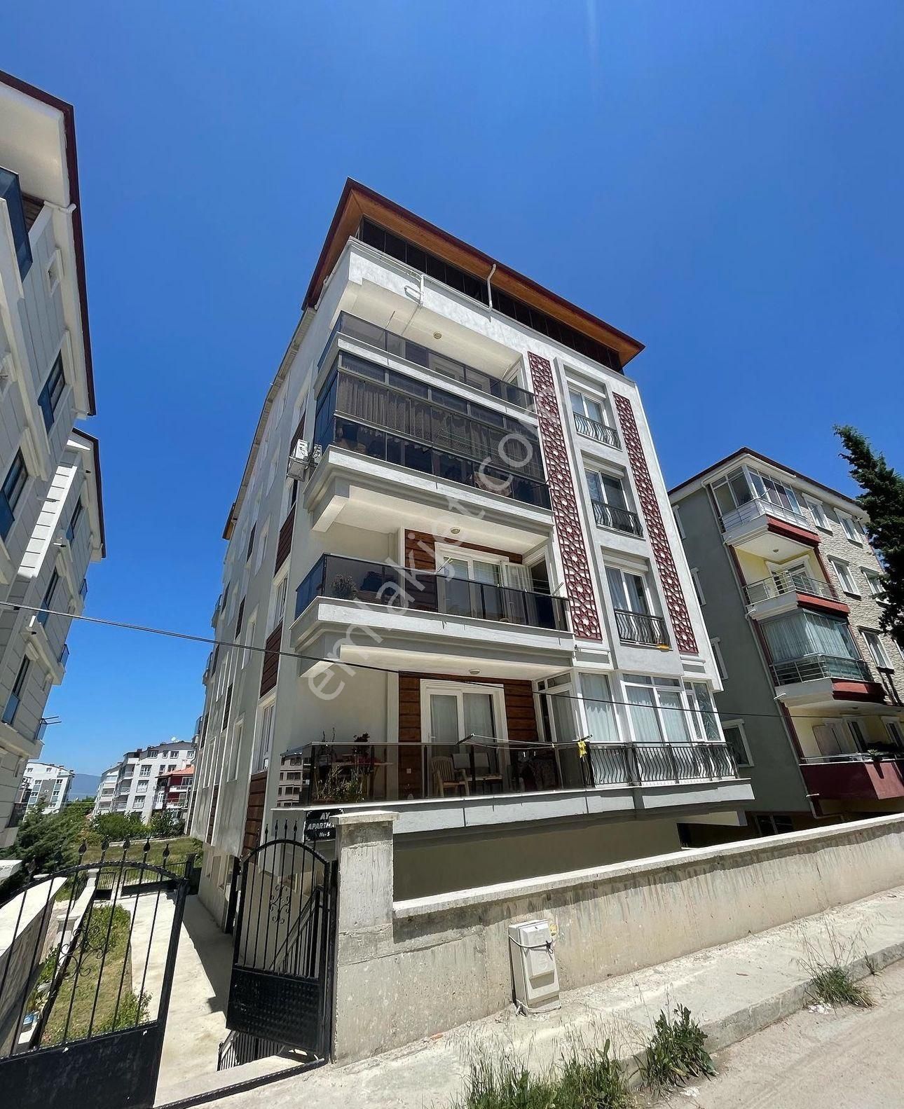 Burdur Merkez Emek Kiralık Daire İNAL EMLAKTAN EMEKTE EŞYALI KİRALIK 2+1 AMERİKAN MUTFAK 70 M2 DAİRE