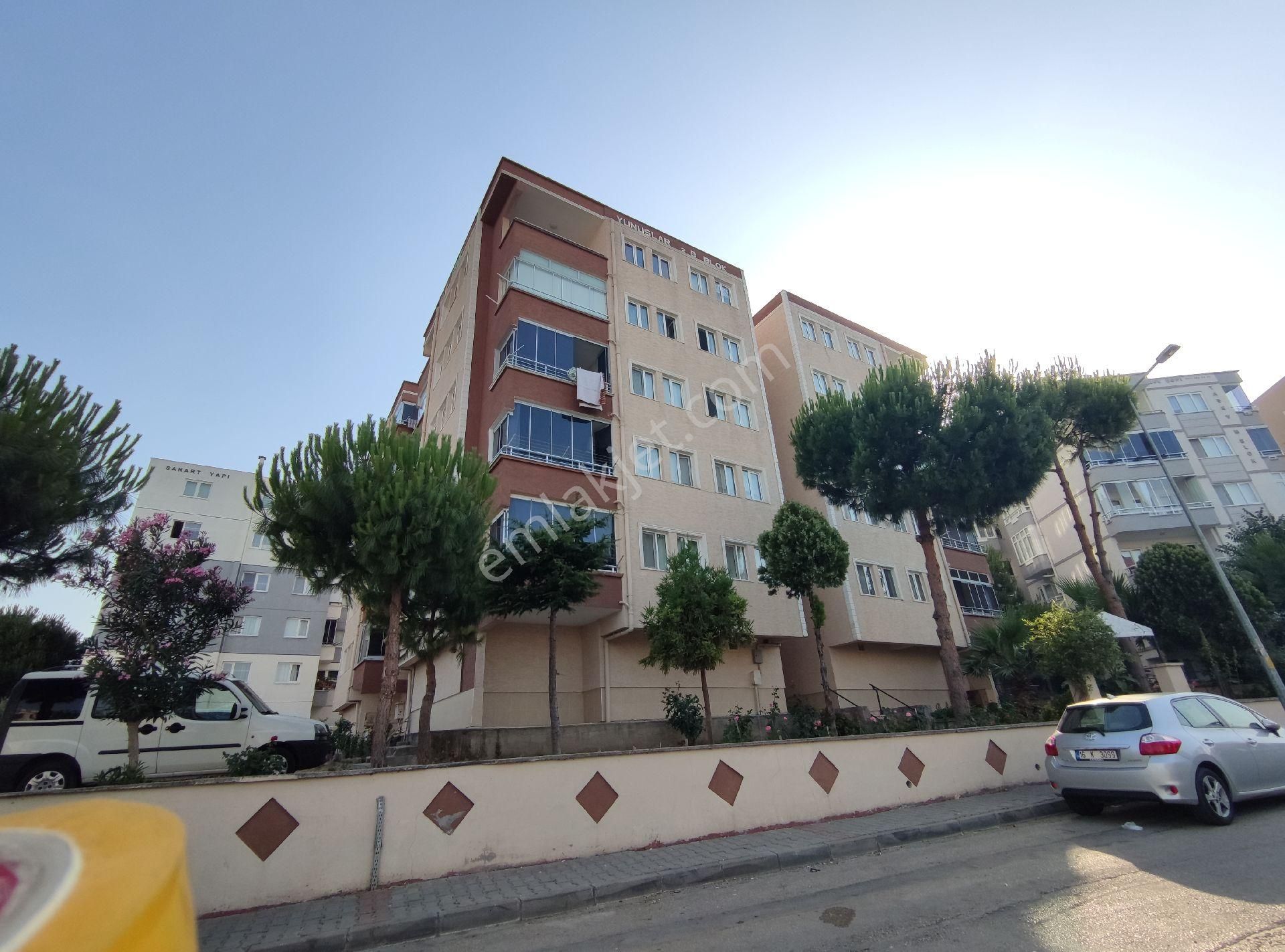 Mudanya Güzelyalı Siteler Satılık Daire  GÜZELYALI SİTELER MH DENİZ MANZARALI SATILIK 3+1 DAİRE