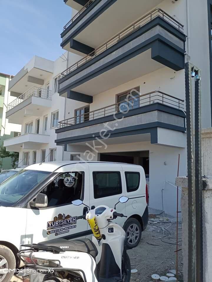 Soma Turgutalp Satılık Daire GÜVENLER EMLAKTAN TURGUTALP FERGÖZ MEVKİİ 2+1 ASANSORLU OTOPARKLİ KALORİFERLİ SİFİR SATİLİK DAİRELER