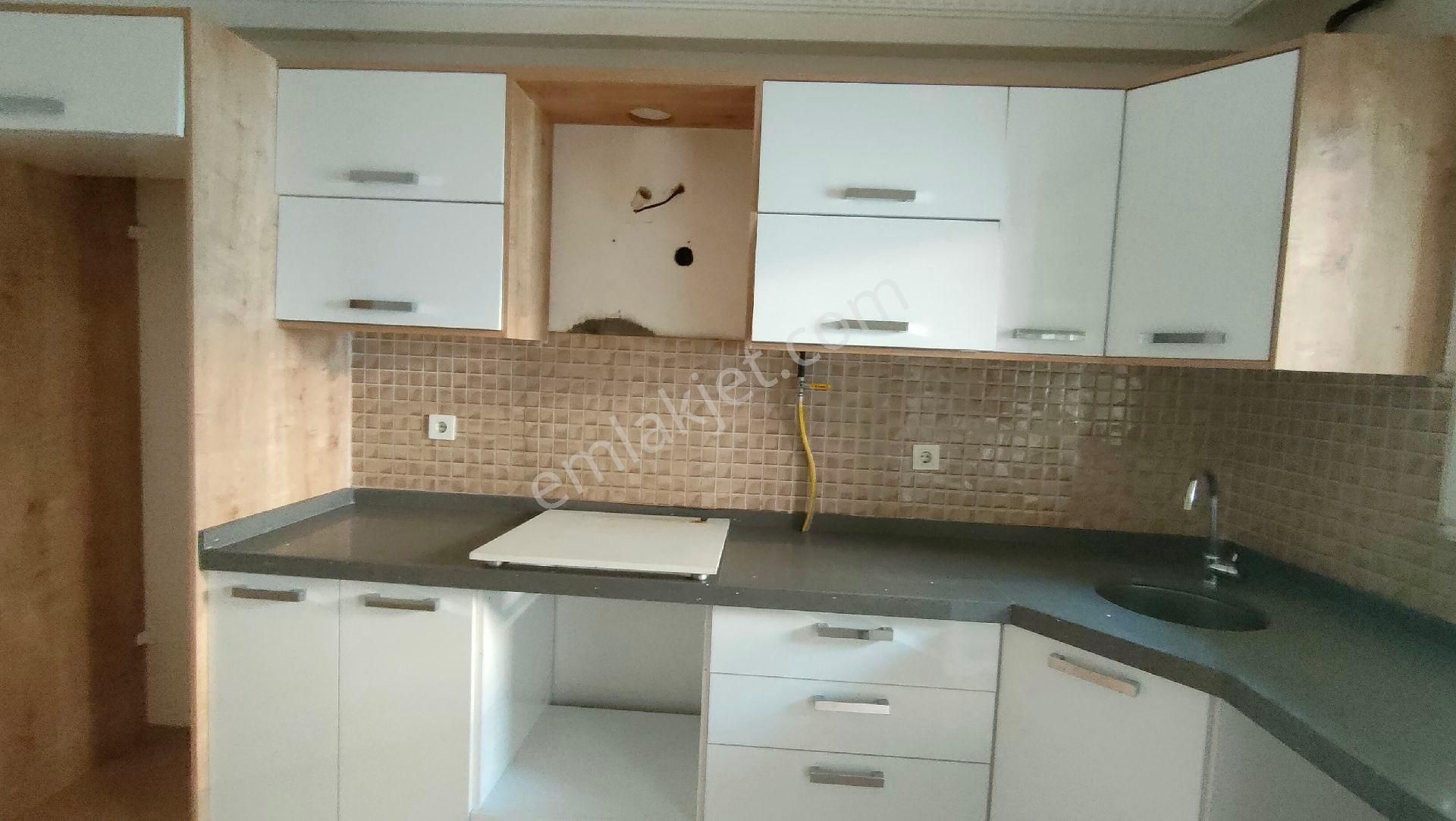 Bursa Kestel Vani Mehmet Mah.yeni Kapalı Pazara Yakın Kiralık 2+1 Daire