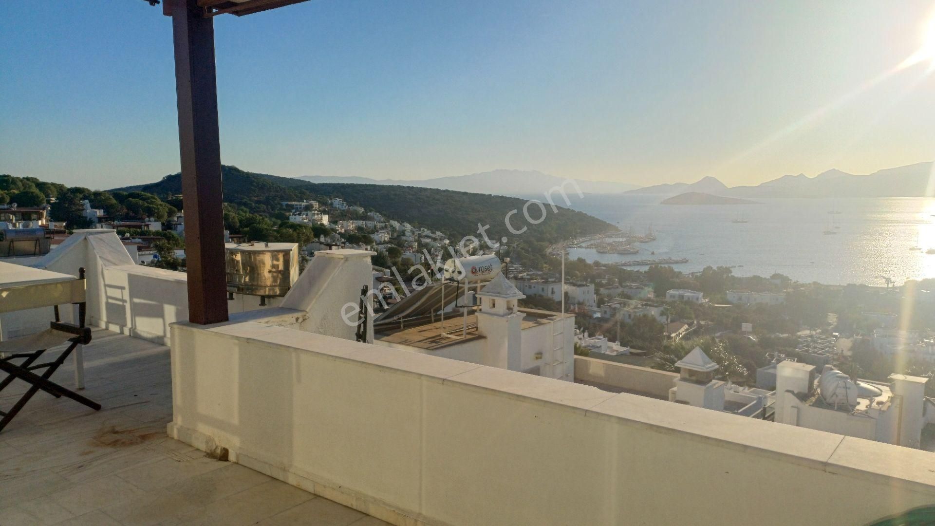 Muğla Bodrum Deniz Manzaralı Kiralık Villa  BODRUM BİTEZ İŞBANKALILAR SİTESİ DENİZ MANZARALI VİLLA