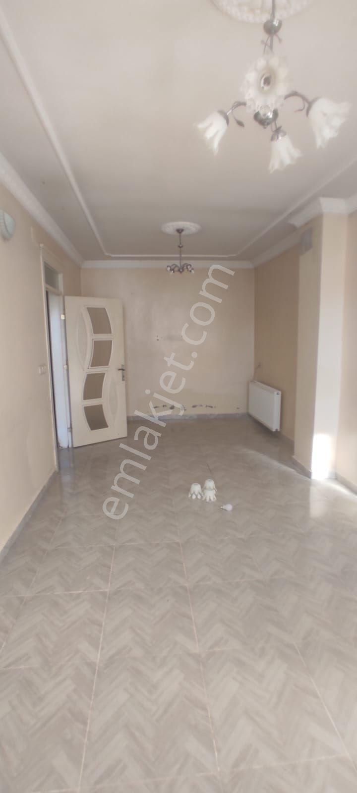 Kilis Merkez Ekrem Çetin Kiralık Daire İnşa emlaktan kiralık 2+1 daire