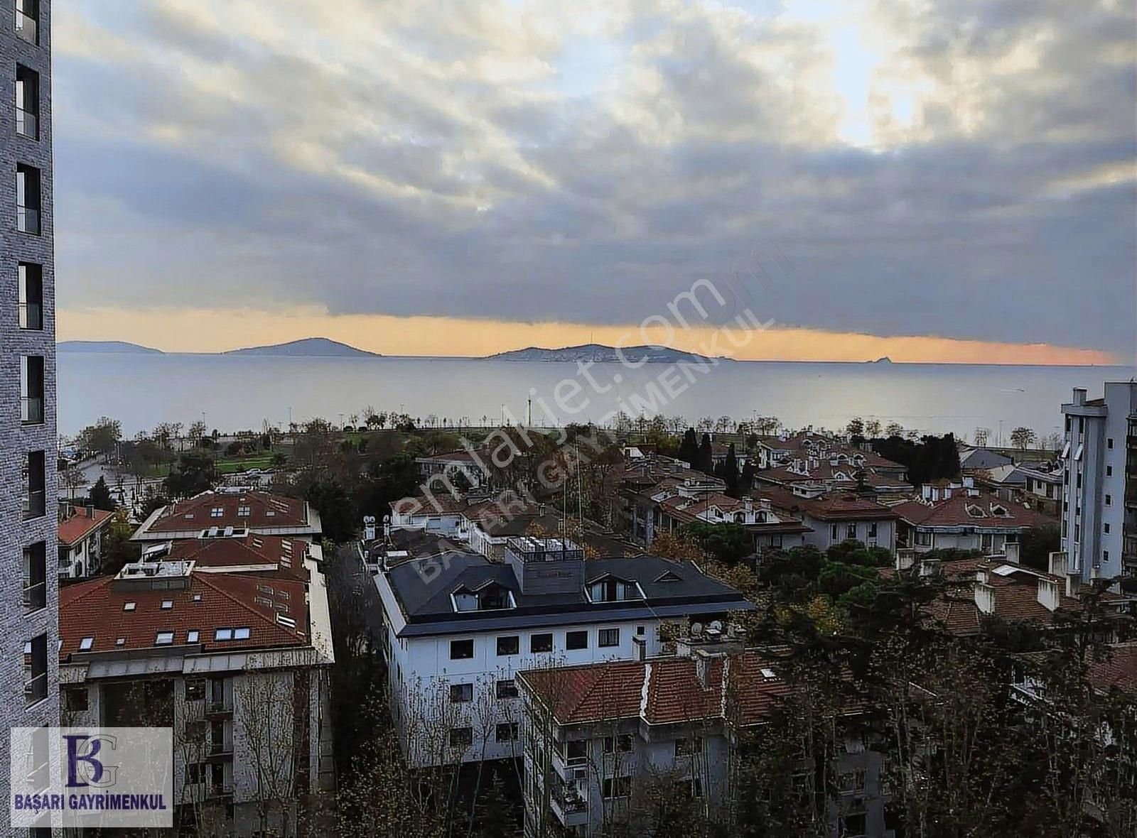 Kadıköy Suadiye Satılık Daire BAŞARI'DAN SUADİYE SAHİLDE PANAROMİK KAPANMAZ DENİZ MANZARALI