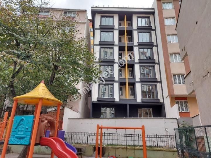 Kağıthane Şirintepe Kiralık Daire   Kağıthane  evcil Hayvanı olanlara muhteşem kiralık daire. Park Karşısı.