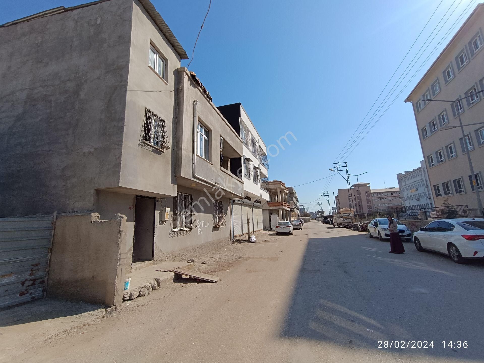 Seyhan Gülbahçes Uçakalanı Mh 175 Mt 2 Katlı Uçak Okulların Önü 4 Cephesi Açık Okul Yolu Üstü - Görsel 2