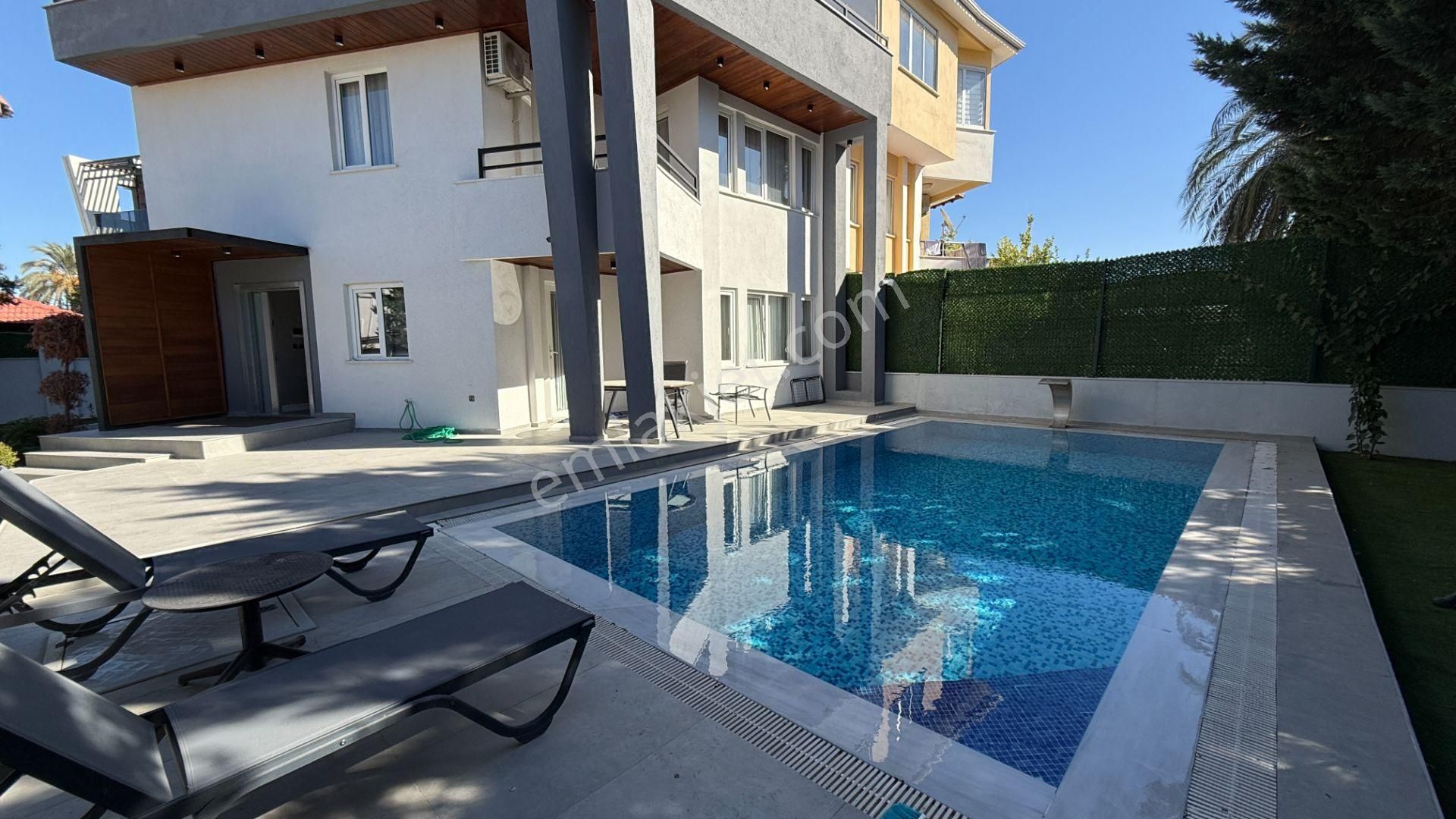 Serik Kadriye Kiralık Villa Yeni Ultra Lüks 3+1 Müstakil Havuzlu Villa Mayıs Ayına Kadar