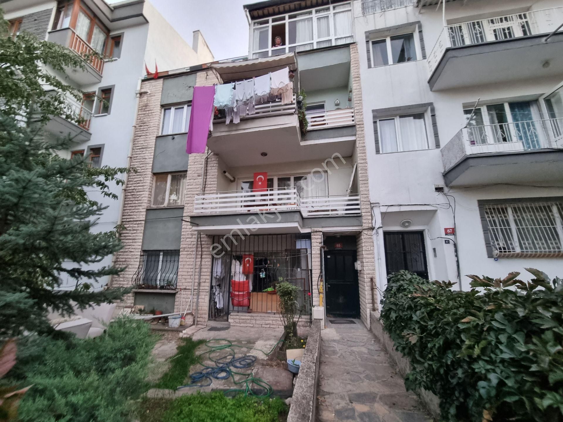 Yenimahalle Ragıp Tüzün Satılık Daire  YENİMAHALLE/CENGİZ SOKAK'TA 2+1 ARA KAT KOMBİLİ GÜNEY CEPHE