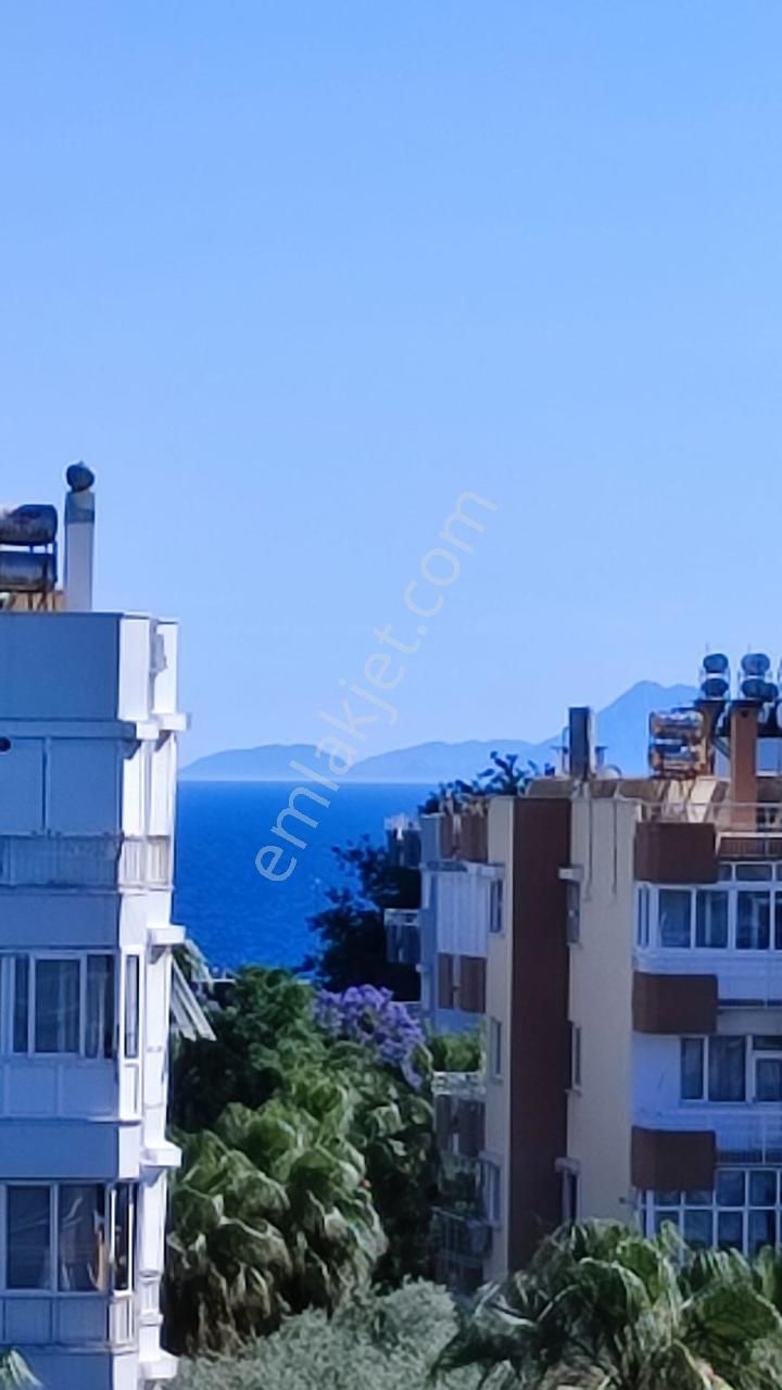 Muratpaşa Fener Kiralık Daire  TerraCity dibinde, deniz gören geniş daire.