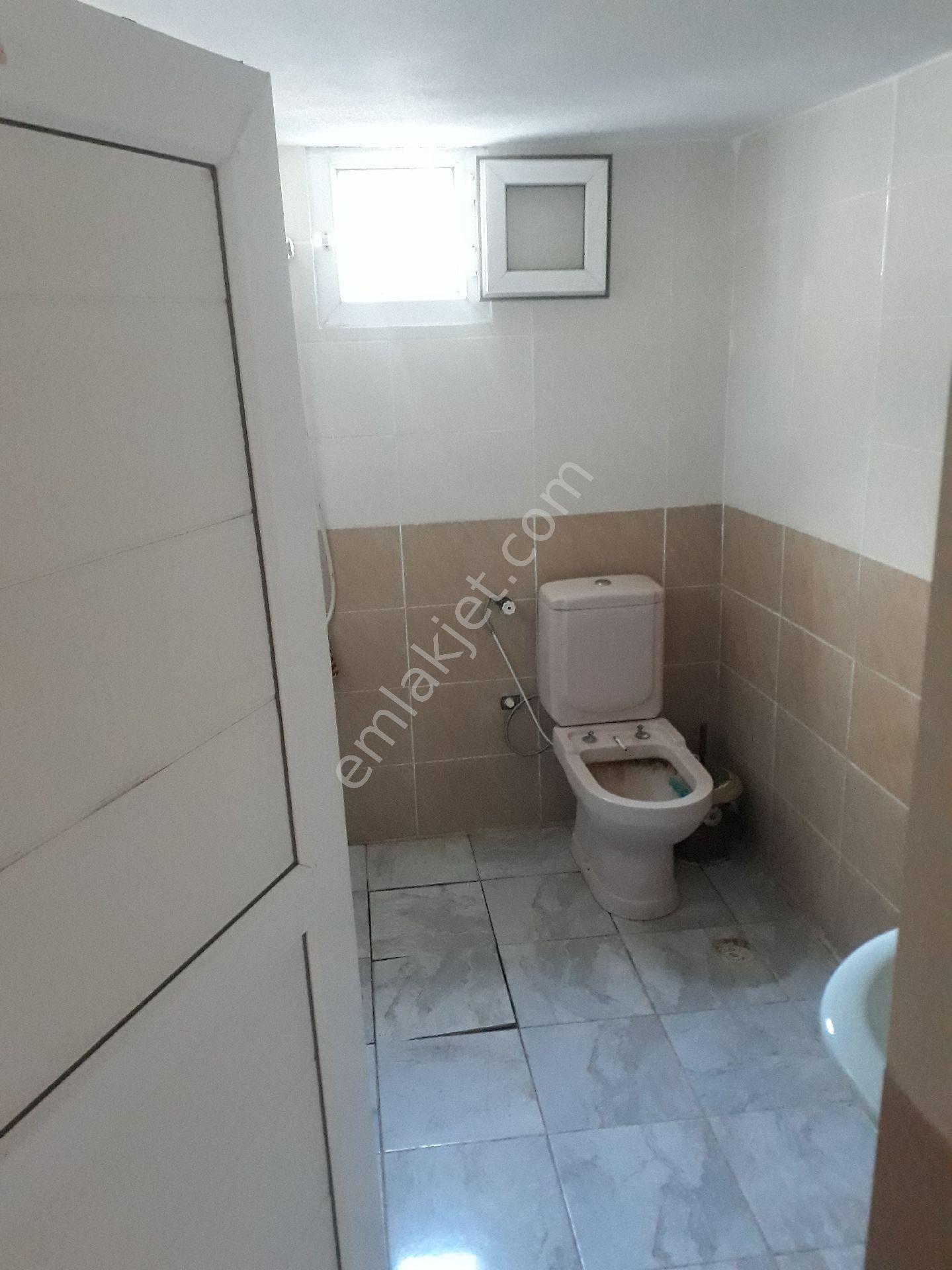 Denizli Mahalesinde Bahçeli Müstaki Ev - Görsel 16