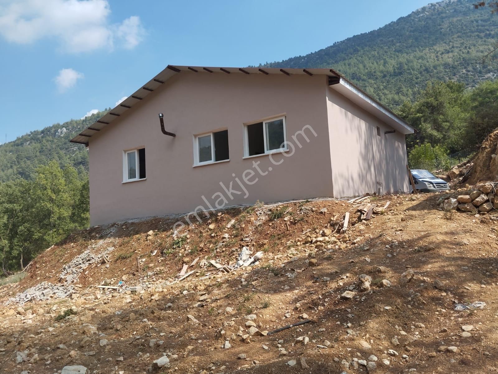 Çamlıyayla Bağçatağı Satılık Müstakil Ev  RW MEF' DEN BAĞÇATAĞI' NDA 2390 m2 ARSALI 3+1 MÜSTAKİL EV