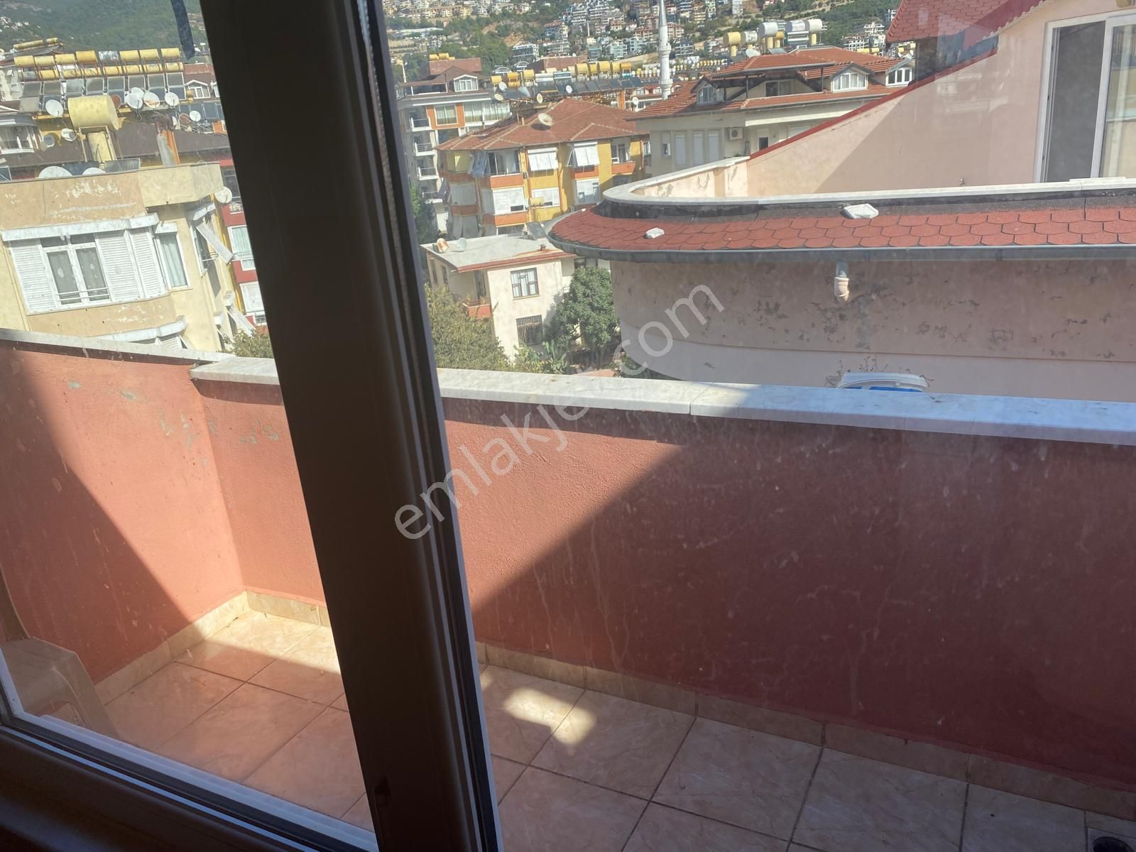 Alanya Şekerhane Kiralık Daire  ALANYA 2+1 BOŞ DAİRE 13.500 TL 5060