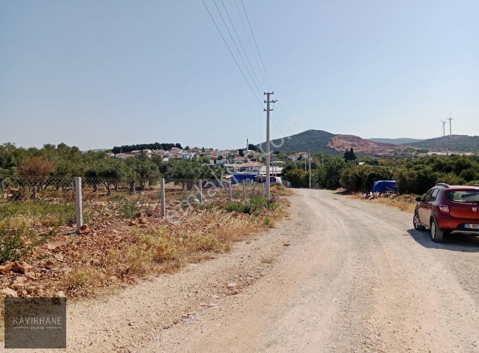 Çeşme Germiyan Satılık Tarla Çeşme Germiyan Köy Merkezine Yakın Konumda 1/2 Hisse Tarla