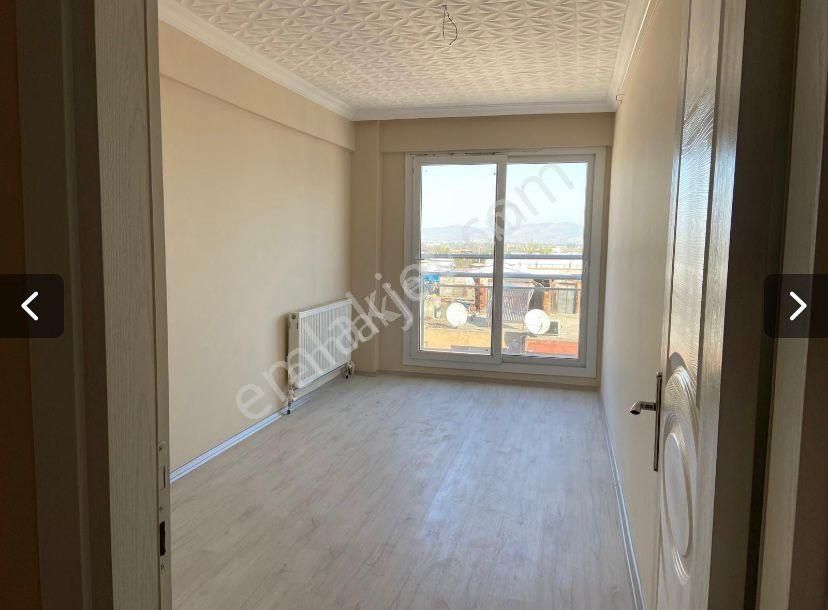 Salihli Gaziler Satılık Daire  ARAS KARGO ÜZERİNDE GENİŞ 2+1 SATILIK DAİRE