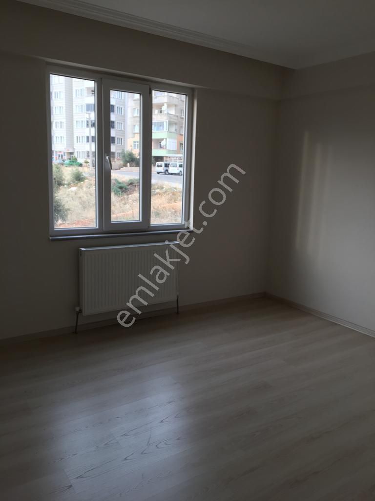 Dulkadiroğlu Karacasu Ferhuş Kiralık Daire  KİRALIK DAİRE 3+1 FERHUŞ TOKİ 1.KAT.