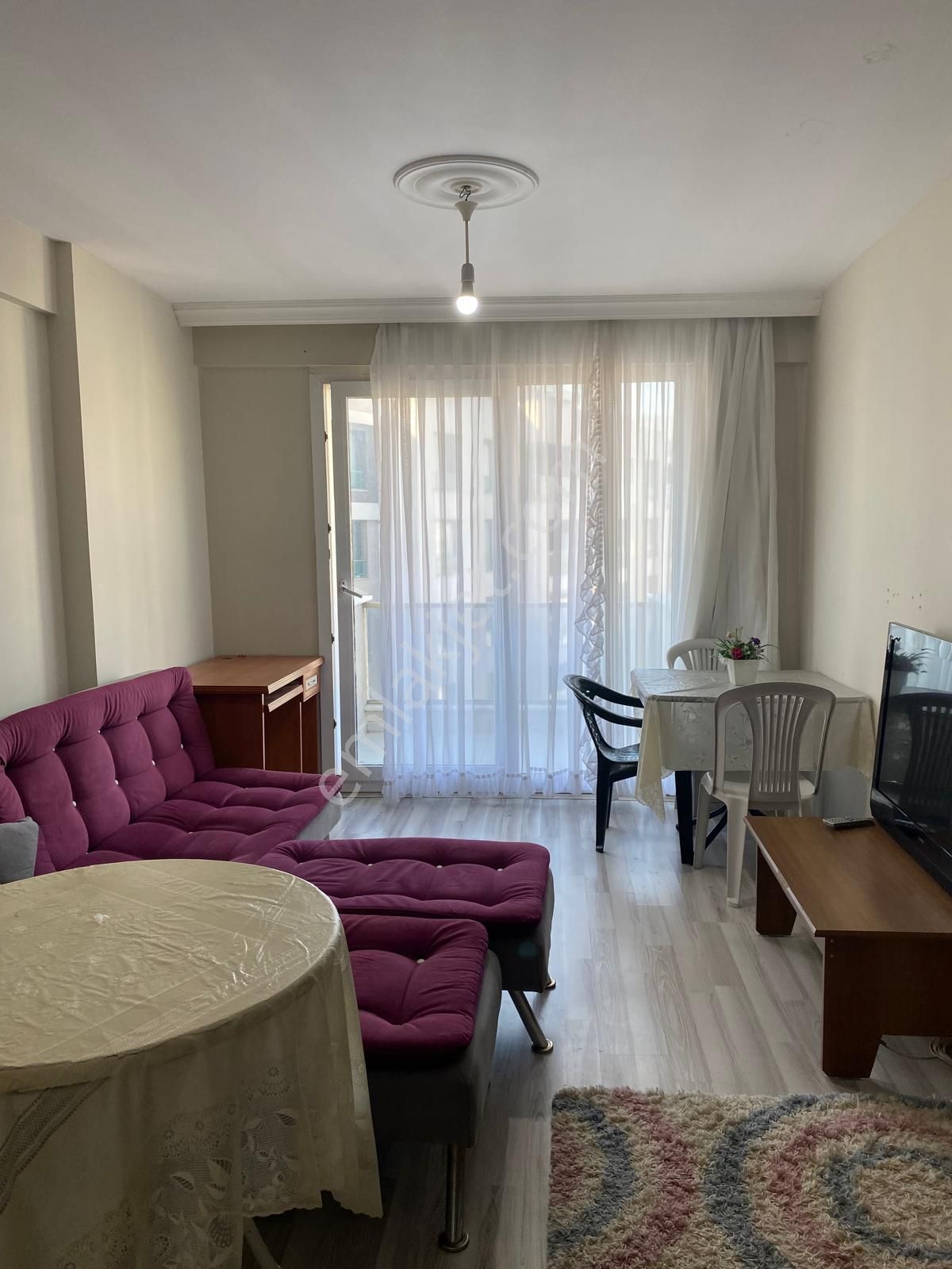 Söke Yenicamii Kiralık Daire Söke Yeni Cami Mah. Bey Konutlarında Eşyalı Kiralık 1+1 Daire