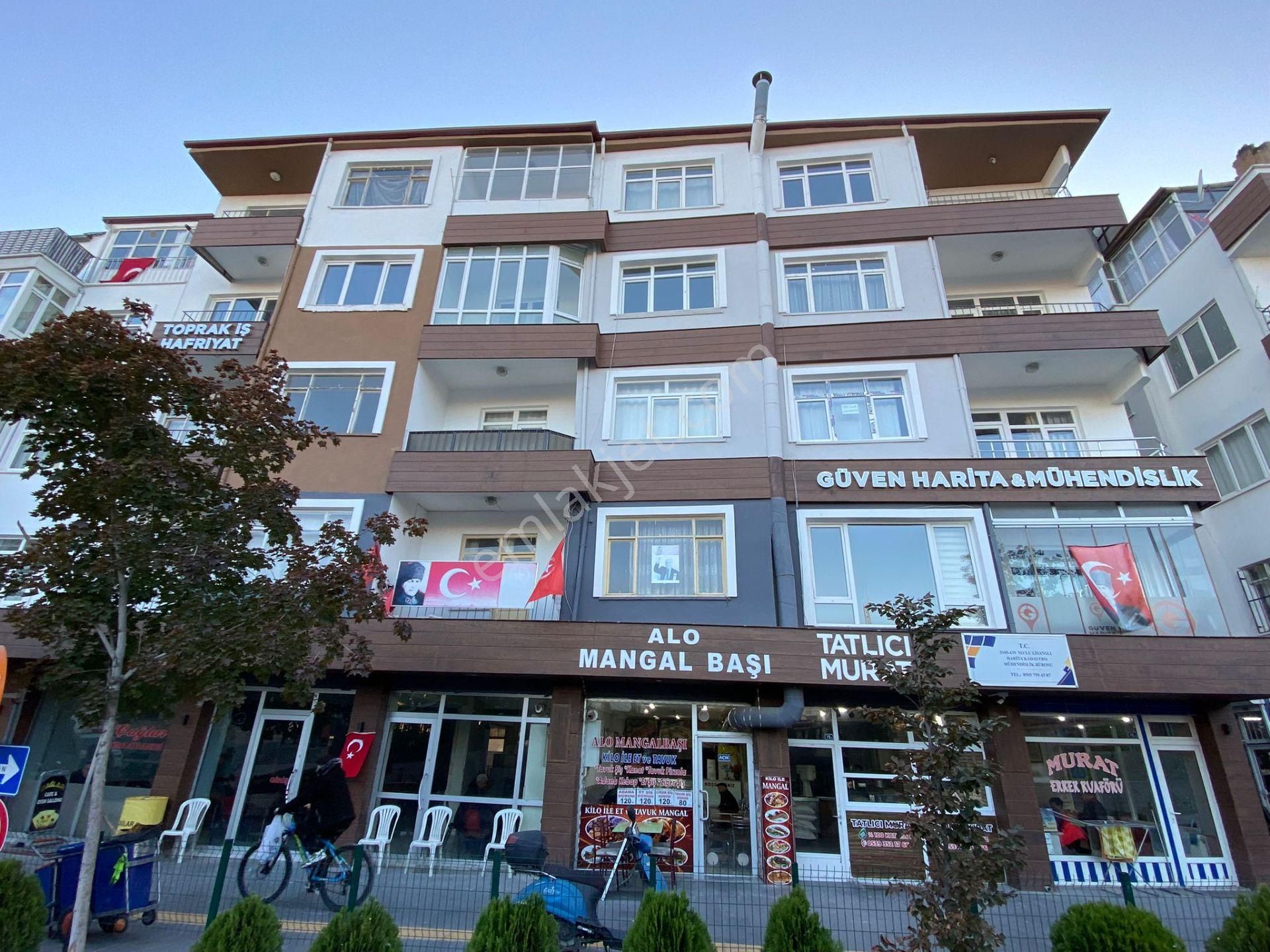 Niğde Merkez Yukarı Kayabaşı Satılık Daire  NİĞDE MERKEZ BELEDİYE BİNASI ÖNÜ 3.KAT KOMBİLİ 3+1 SATILIK DAİRE