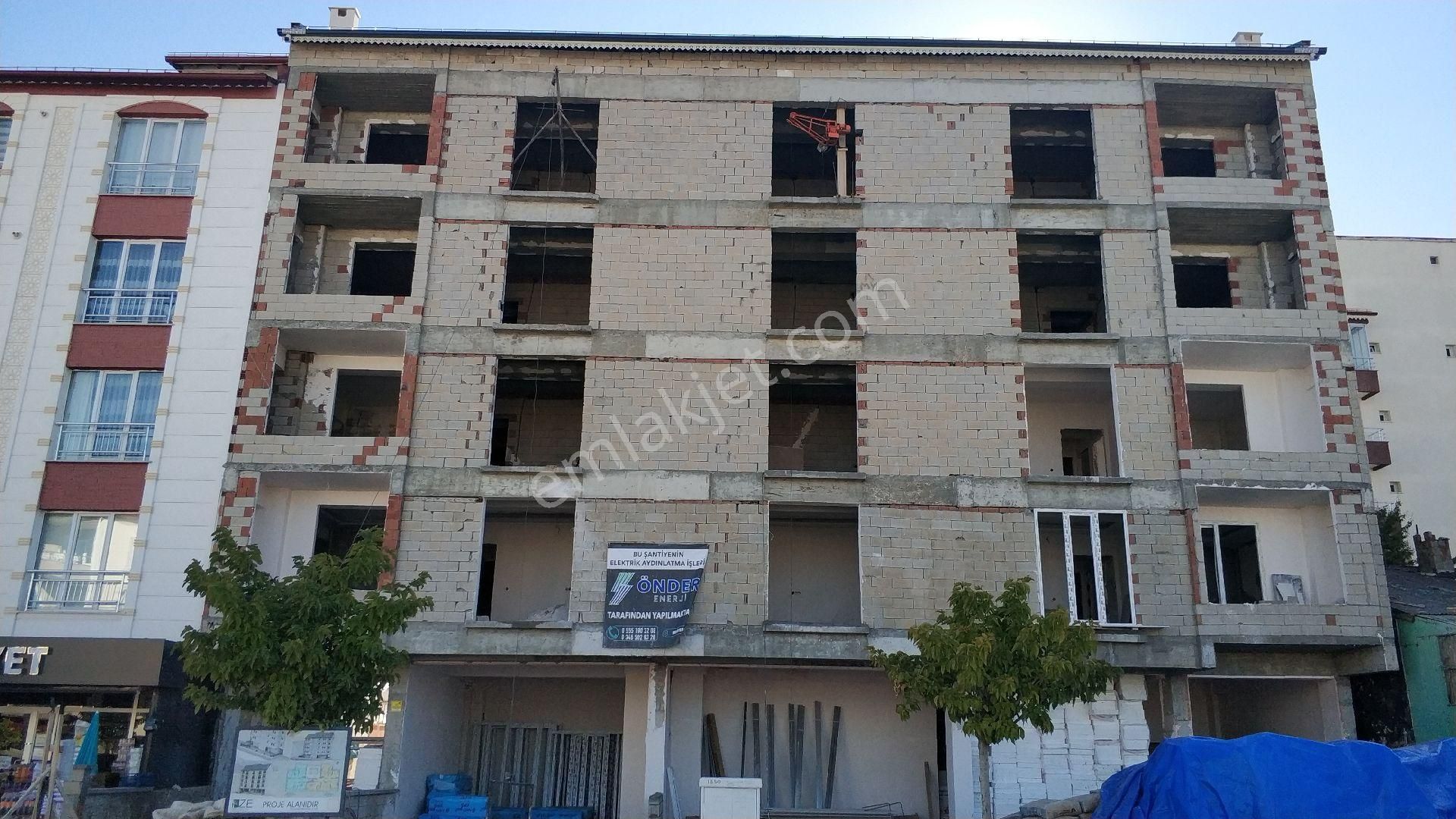 Sivas Merkez Fatih Satılık Daire  ESLEM GAYRİMENKULDEN FATİH MAH.3+1 LÜKS DAİRE