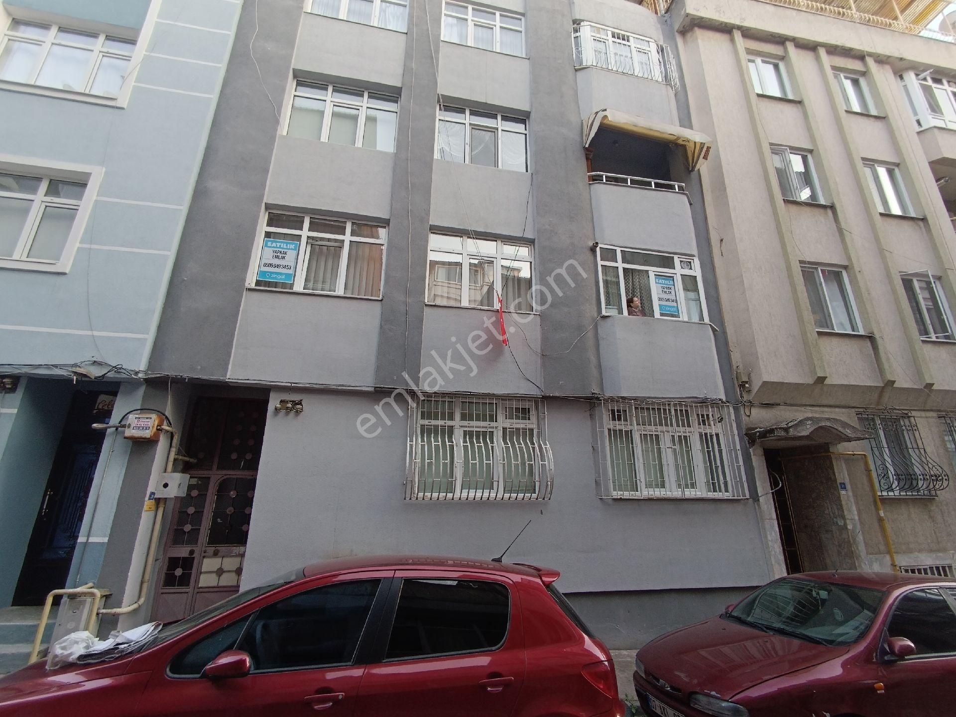 İlkadım Saitbey Satılık Daire İLKADIM SAİTBEY MAHALLESİNDE SATILIK DAİRE 