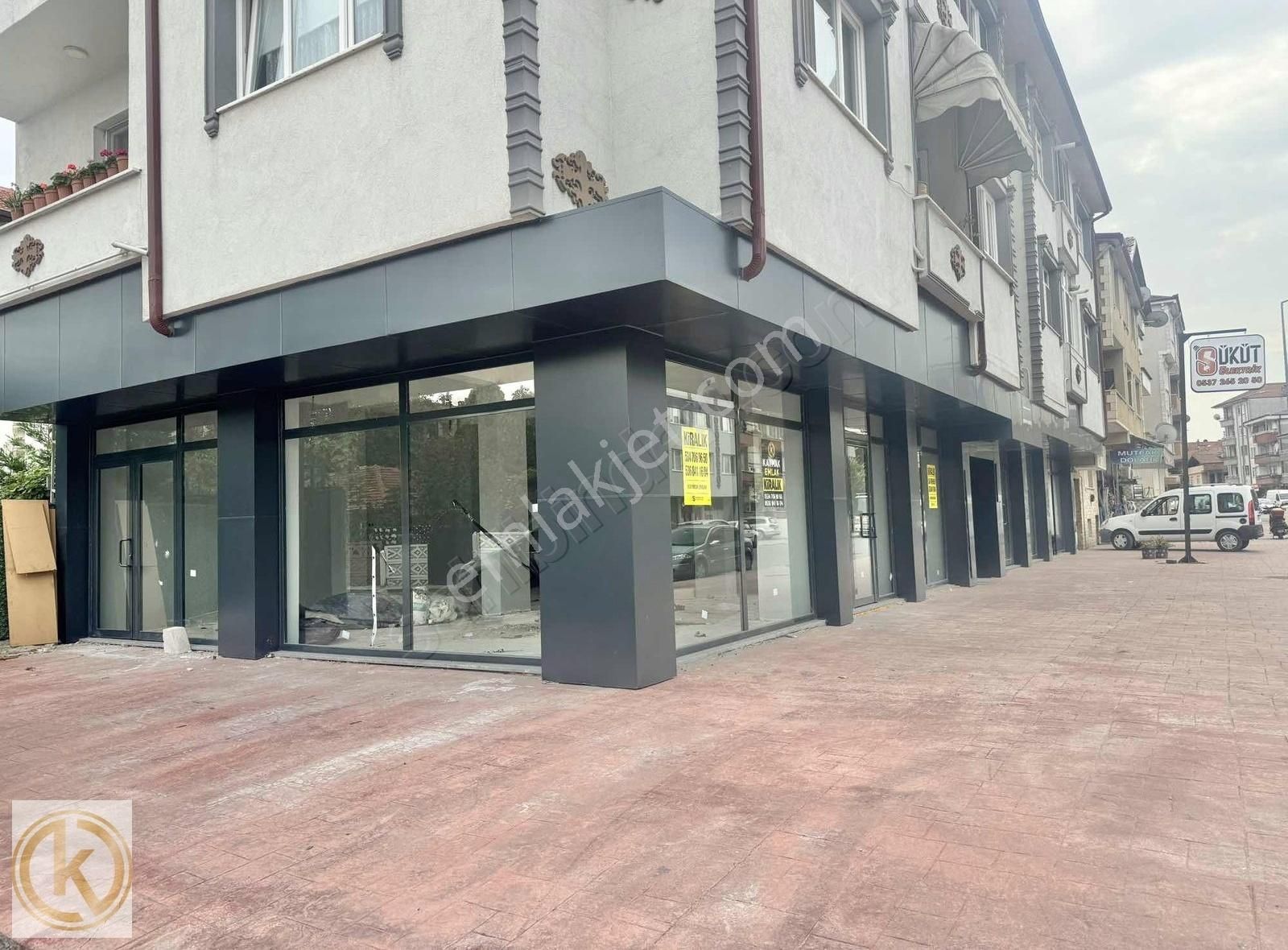 Erenler Tabakhane Kiralık Dükkan & Mağaza KAYMAK EMLAKTAN ERENLER'DE CUMHURİYET CADDESİNDE 110 M2 DÜKKAN