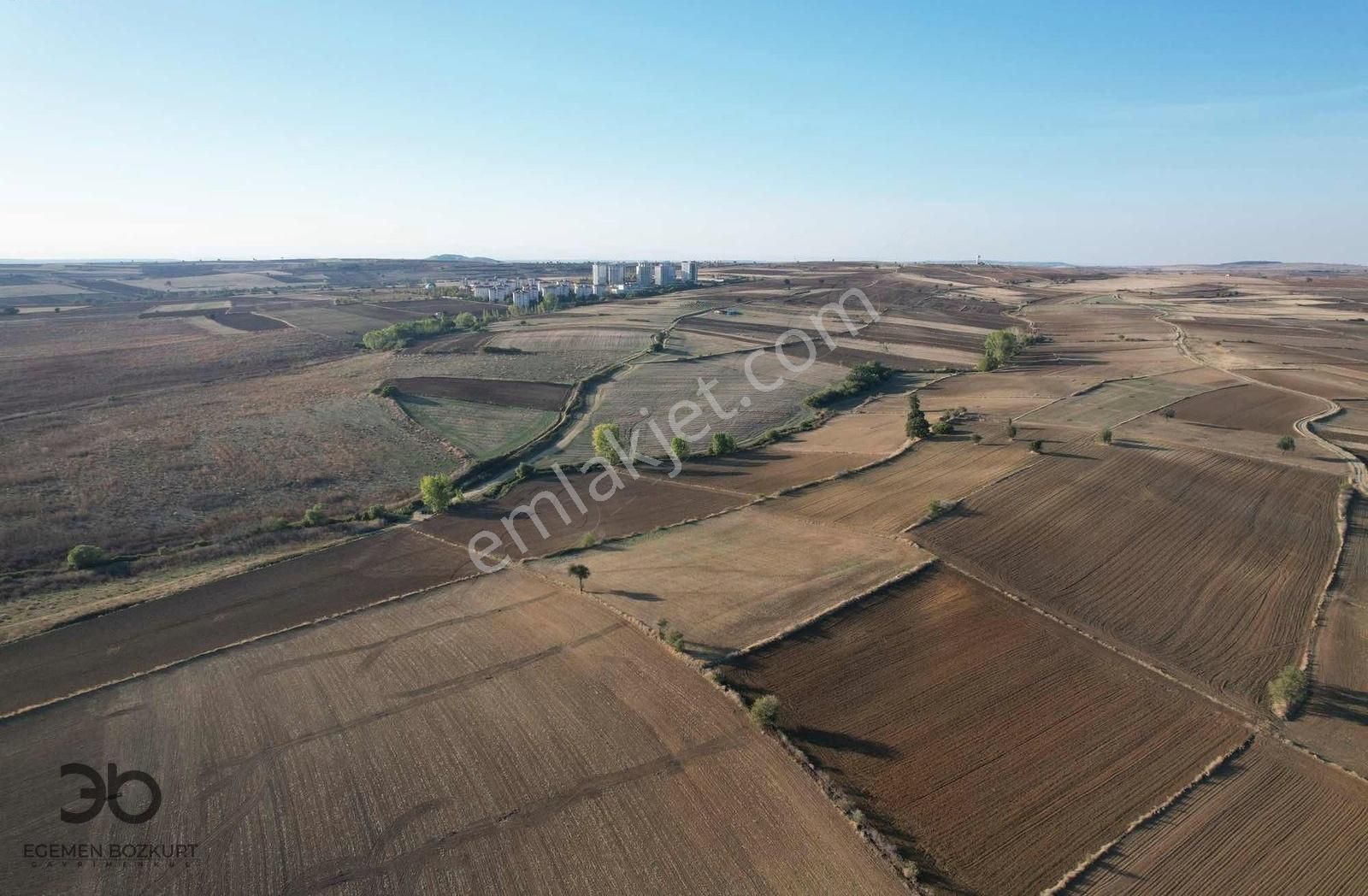 Keşan İstasyon Satılık Tarla EGEMEN BOZKURT'TANKEŞAN MERKEZ9.366 m² TOKİ VE SANAYİYEYAKINARSA