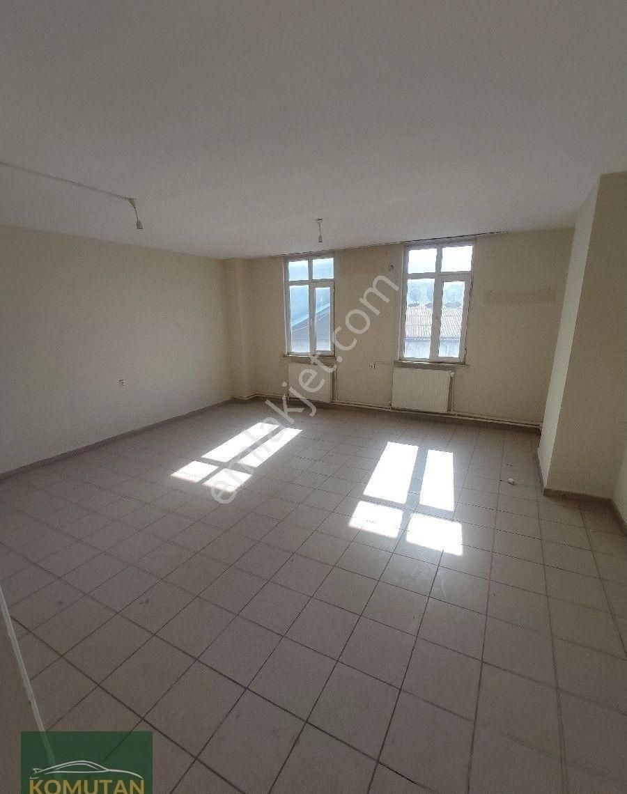 Orhangazi Merkezinde Kiralık İşyeri - Görsel 16