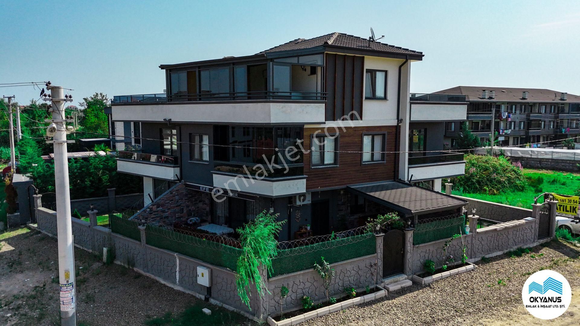 Karasu Yalı Satılık Villa  KARASUDA HAVUZLU LÜKS 3+1 VİLLA FIRSATI 