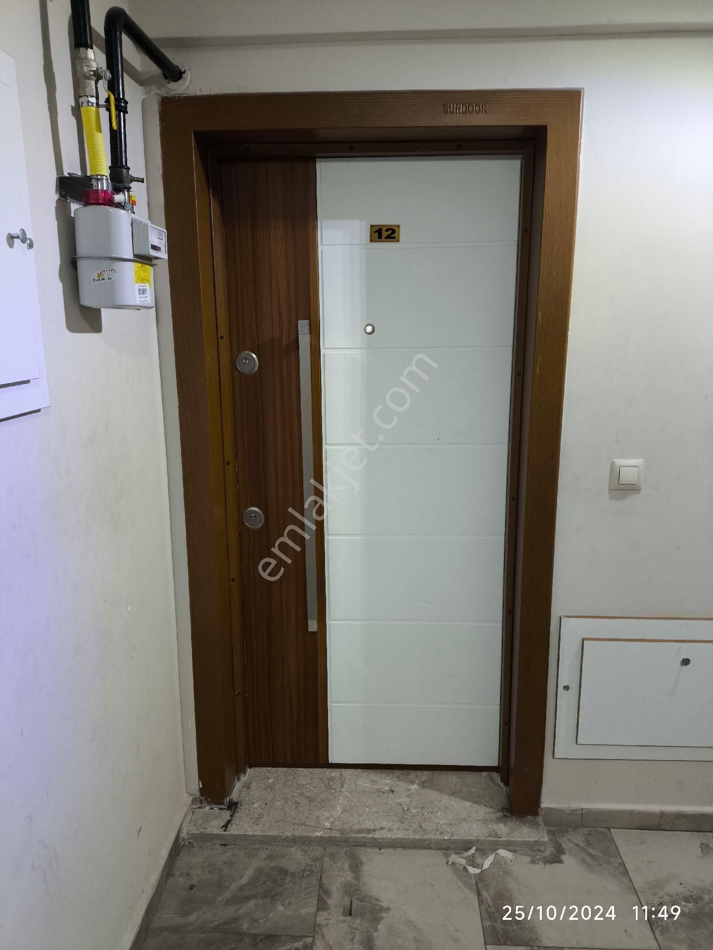 Seyhan Yeşilyurt Kiralık Daire Merkezi Konumda Doğalgazlı