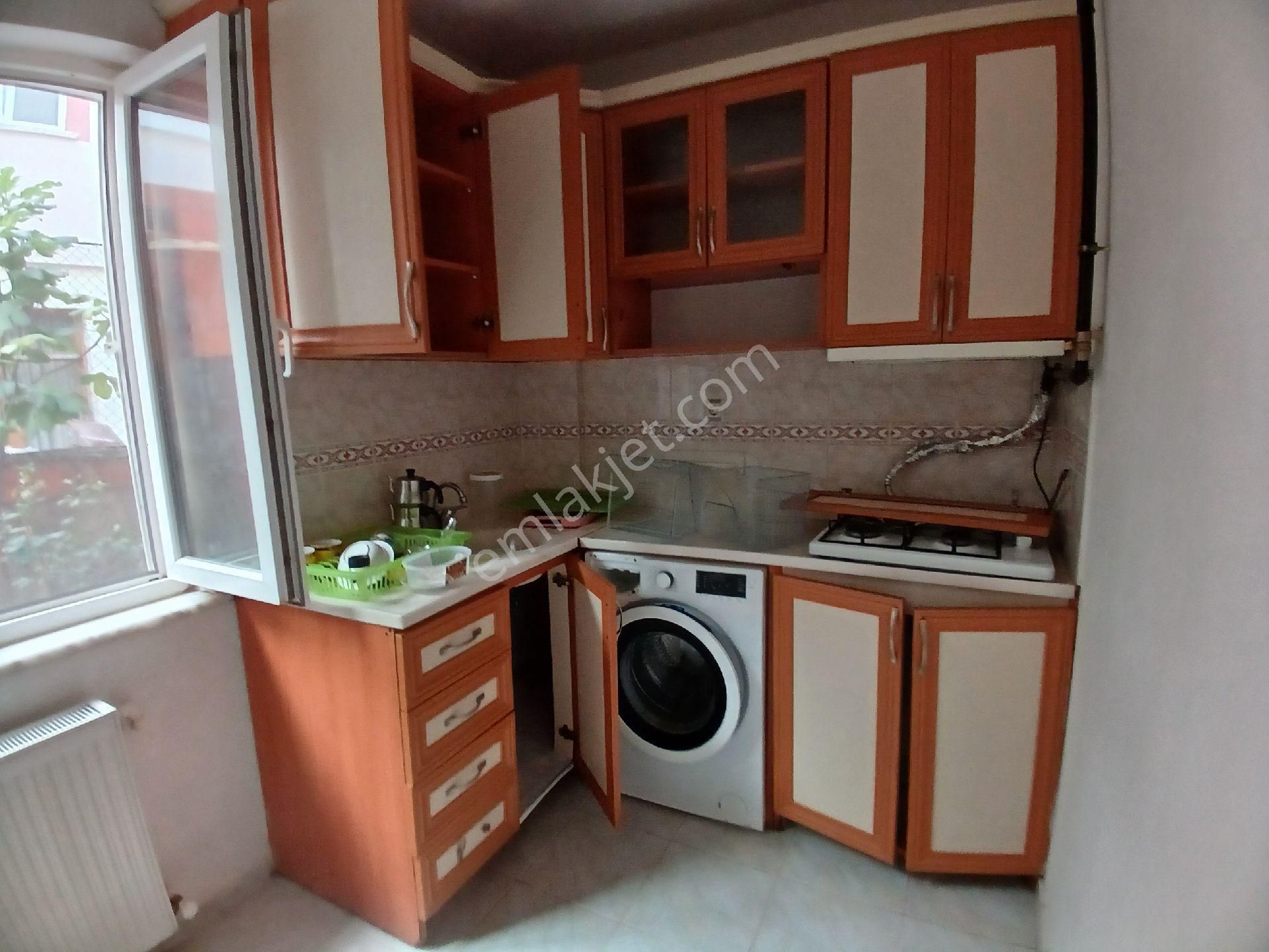 Altıeylül Kasaplar Kiralık Daire CANYAPI'dan AİLEYE KIZÖĞR KADIN ÇALIŞANA EŞYALI 2+1 AİLE APRTMN